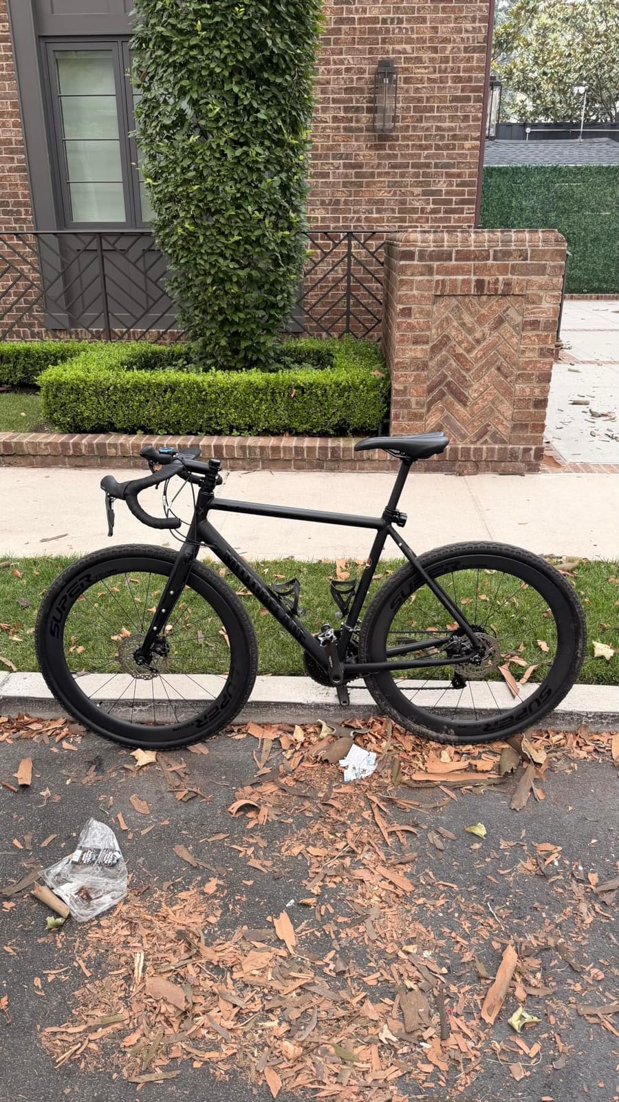 SUPERTEAM Carbon Bike Wheel 50mm Disc Brake Tubeless 28mm customer photo 2