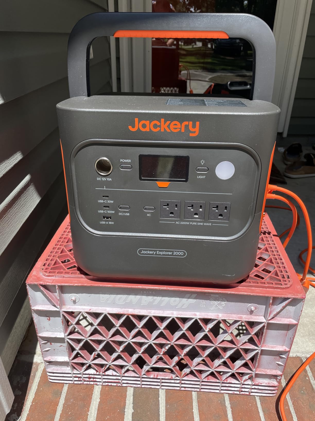 Jackery Explorer 2000 v2 and 2x200W Solar Panels, 2042Wh, 2200W AC Output, LiFePO4 Battery, 20ms UPS, USB-C PD 100W Fast Charging, Solar Generator for Power Outages, Emergencies, Camping customer photo 2