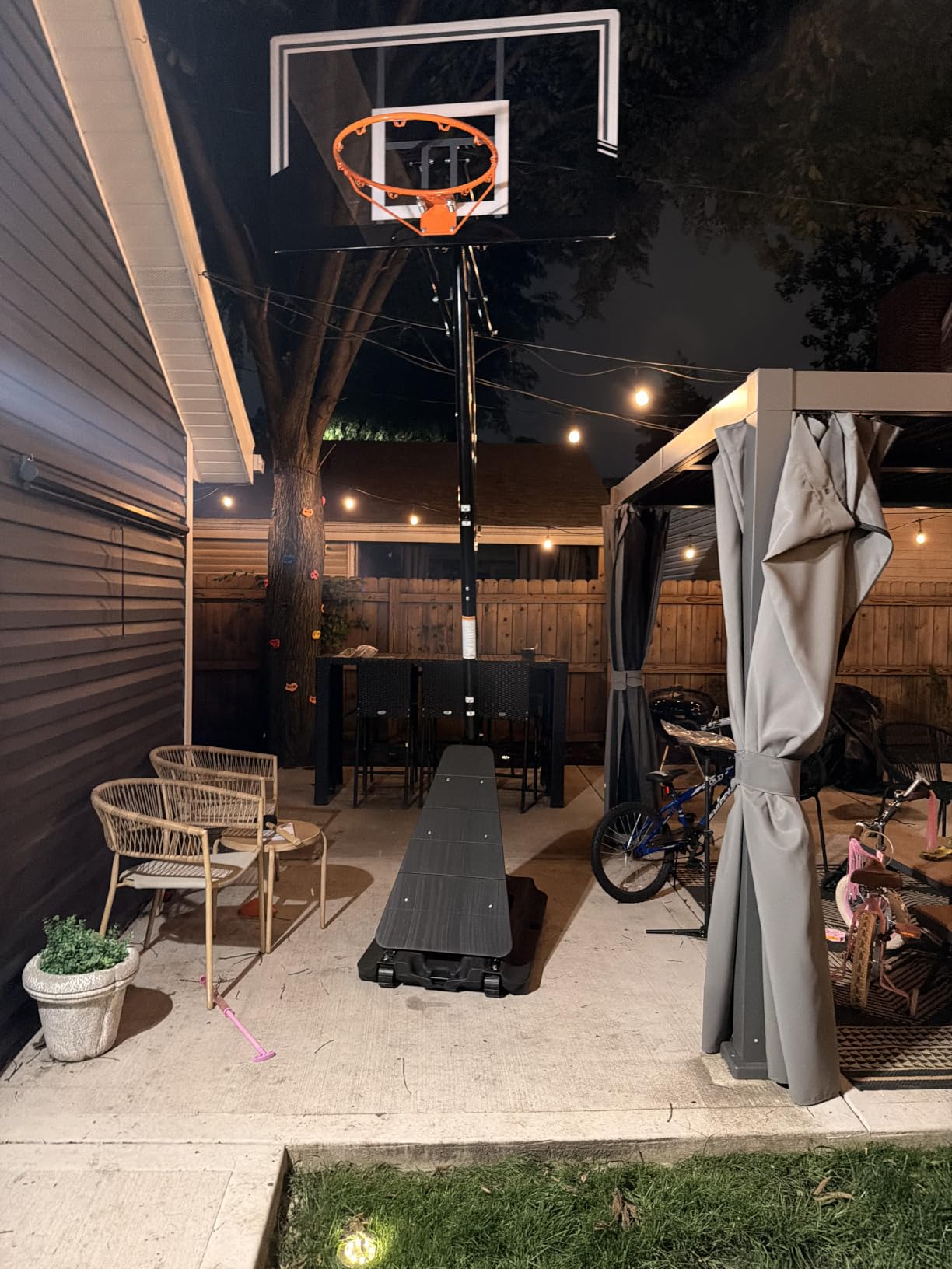 Skytime Basketball Hoop 44&47 Inch Backboard Portable Basketball Goals Outdoor,5.3-10ft Stepless Regulation Crank Adjust Basketball Goal System customer photo 1