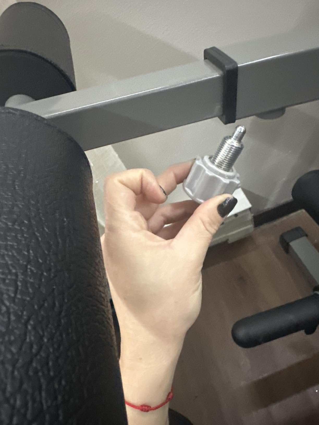 Z ZHICHI 2-in-1 Adjustable Leg Extension and Curl Machine, Easy Transition, Home Gym Leg Machine, Weight Capacity 660LBS customer photo 1