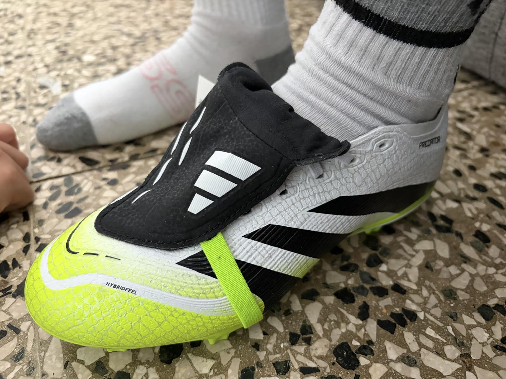 adidas Unisex-Adult League Predator Fold-Over Tongue Firm/Multi Ground Cleat customer photo 2