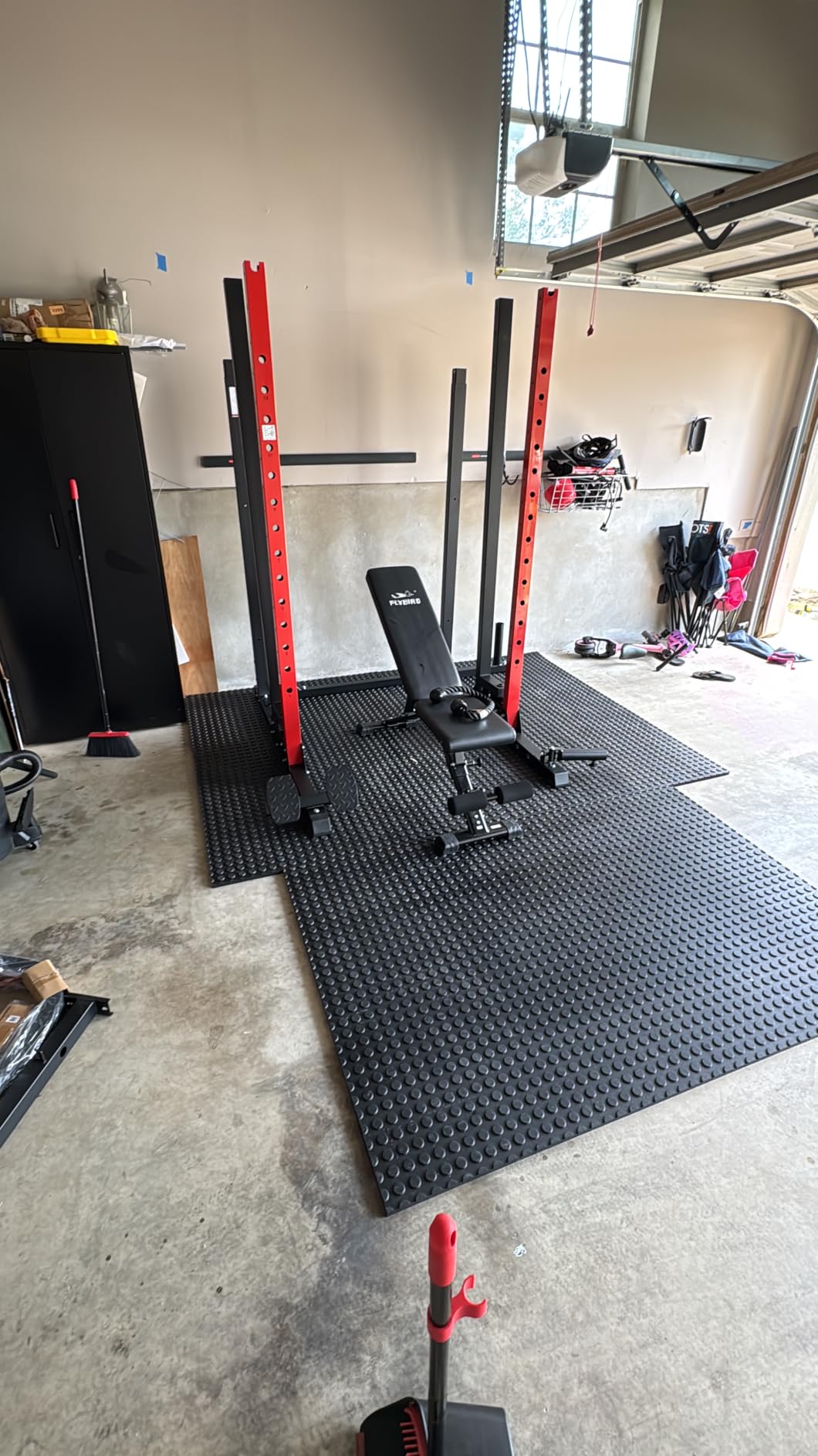 pooboo Power Cage Smith Machine with 2000LB Squat Rack Cable System | LAT Pulldown and Dual Pulley Cable Crossover with All-in-One Home Gym Machine, Adjustable Stations and Training Attachments customer photo 2