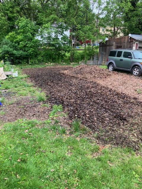 GreenSweep XL Bladeless Leaf Shredder & Mulcher | Powerful 15 Amp, 9,000RPM Motor for 18:1 Reduction Ratio customer photo 1