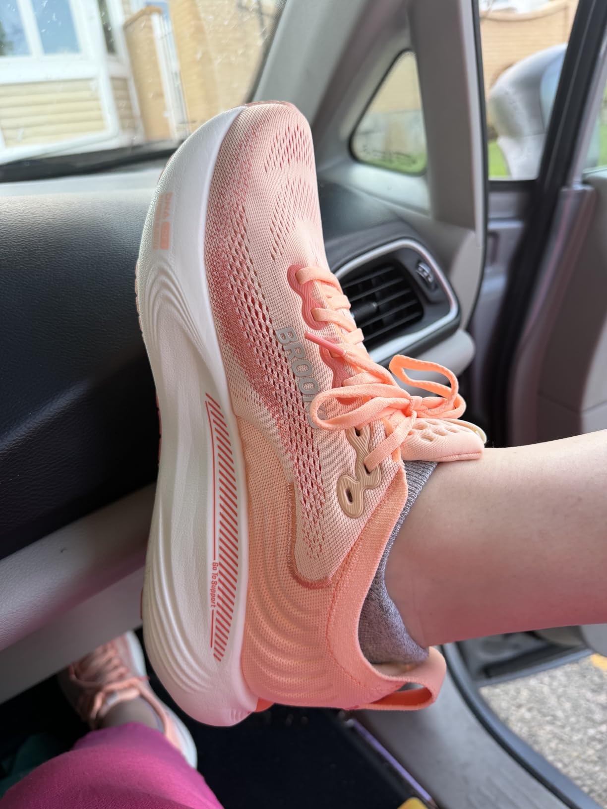 Brooks Women's Adrenaline GTS 25 Running Shoe customer photo 2