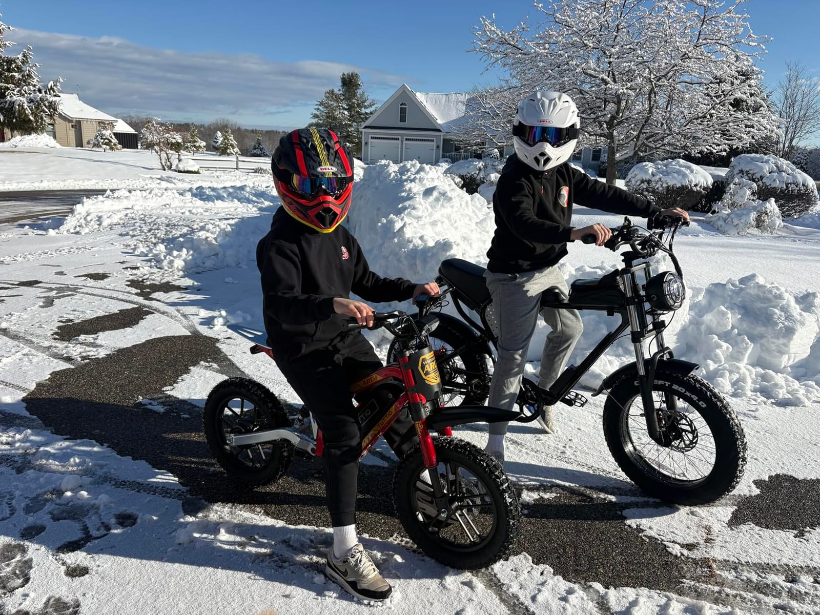 Tuttio ARC-I 36V Electric Dirt Bike for Kids 5-8, 22MPH 750W Mini Dirt Bike | 25 Miles, Adjustable 5 Modes Electric Motor, 16