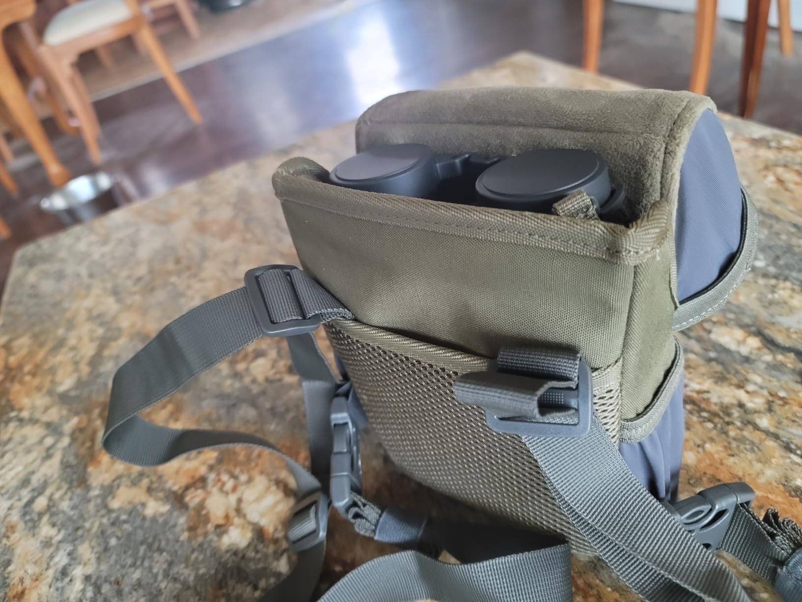 Halo Optics K2000 Rangefinder Binoculars 10x42mm customer photo 2