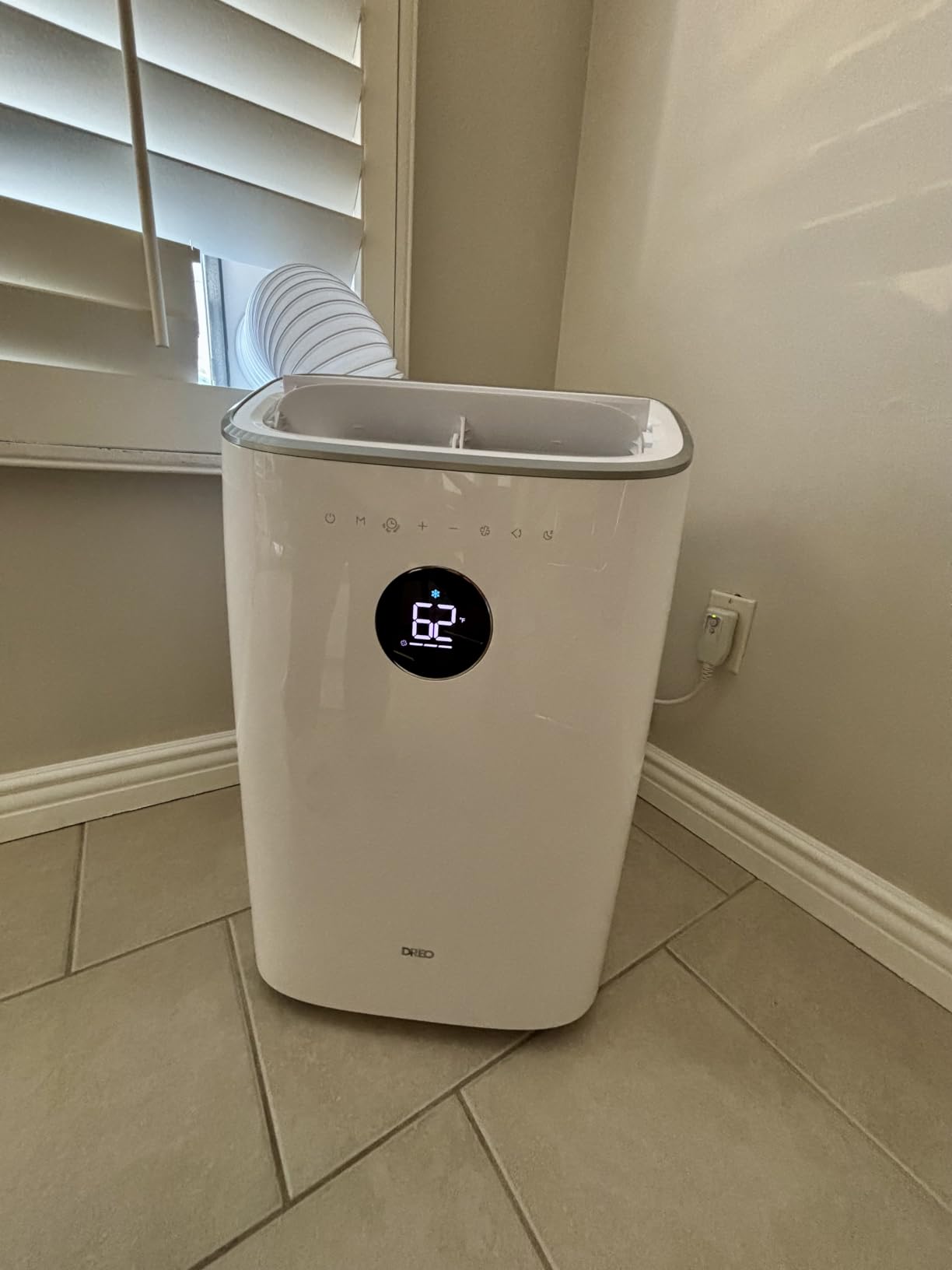 DREO Portable Air Conditioner 318S, 8000 BTU ASHRAE (5000 BTU DOE) Smart AC Unit for Bedroom with Drainage-free Cooling, Fan&Dehumidifier 3 in 1, APP/Voice/Remote, Quiet Standing AC for Room Indoors customer photo 2
