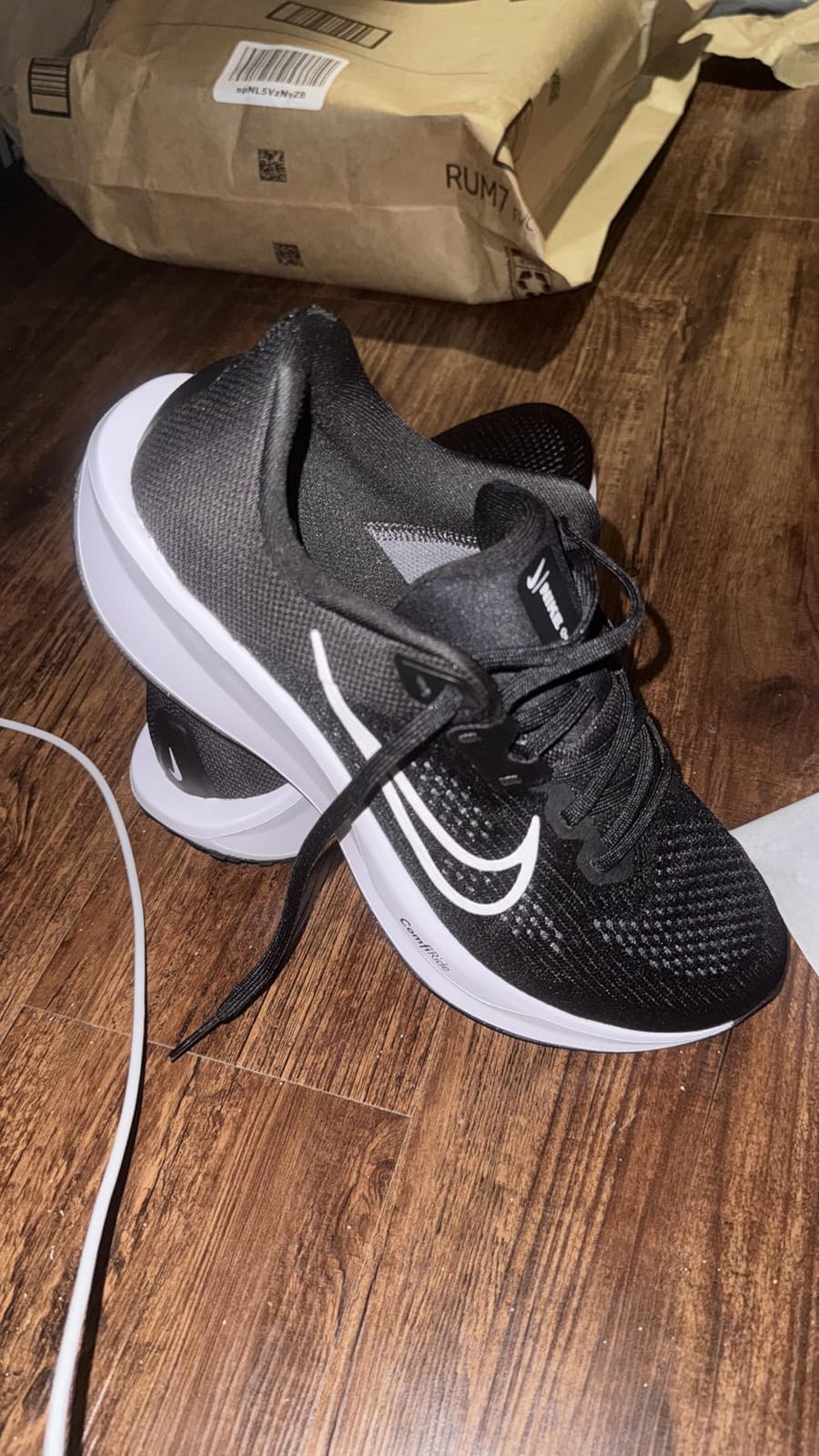 Nike Men's Quest 6 Road Running Shoes customer photo 1