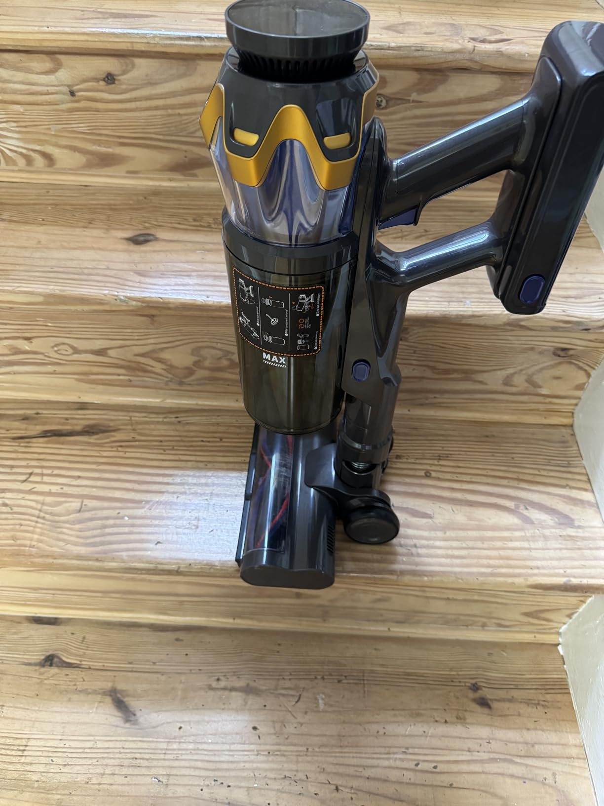 Cordless Vacuum Cleaner, Upgraded 650W 55KPA 70Mins Cordless Stick Vacuum Cleaner with Self-Standing and Touch Screen, Anti-tangle Wireless Vacumm, Vacuum Cleaners for Home/Pet Hair/Carpets/Floors customer photo 1