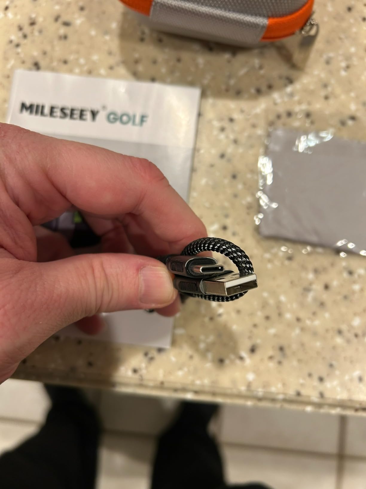 MILESEEY G1 Touchscreen & GPS Rangefinder with 43000+ Built-in Golf Courses | Dynamic F/C/B Distances, 1300 Yards, 6X Magnification, Smartslope Compensation, 0.1s Flag Pole Locking, Ball-to-Pin Mode customer photo 2