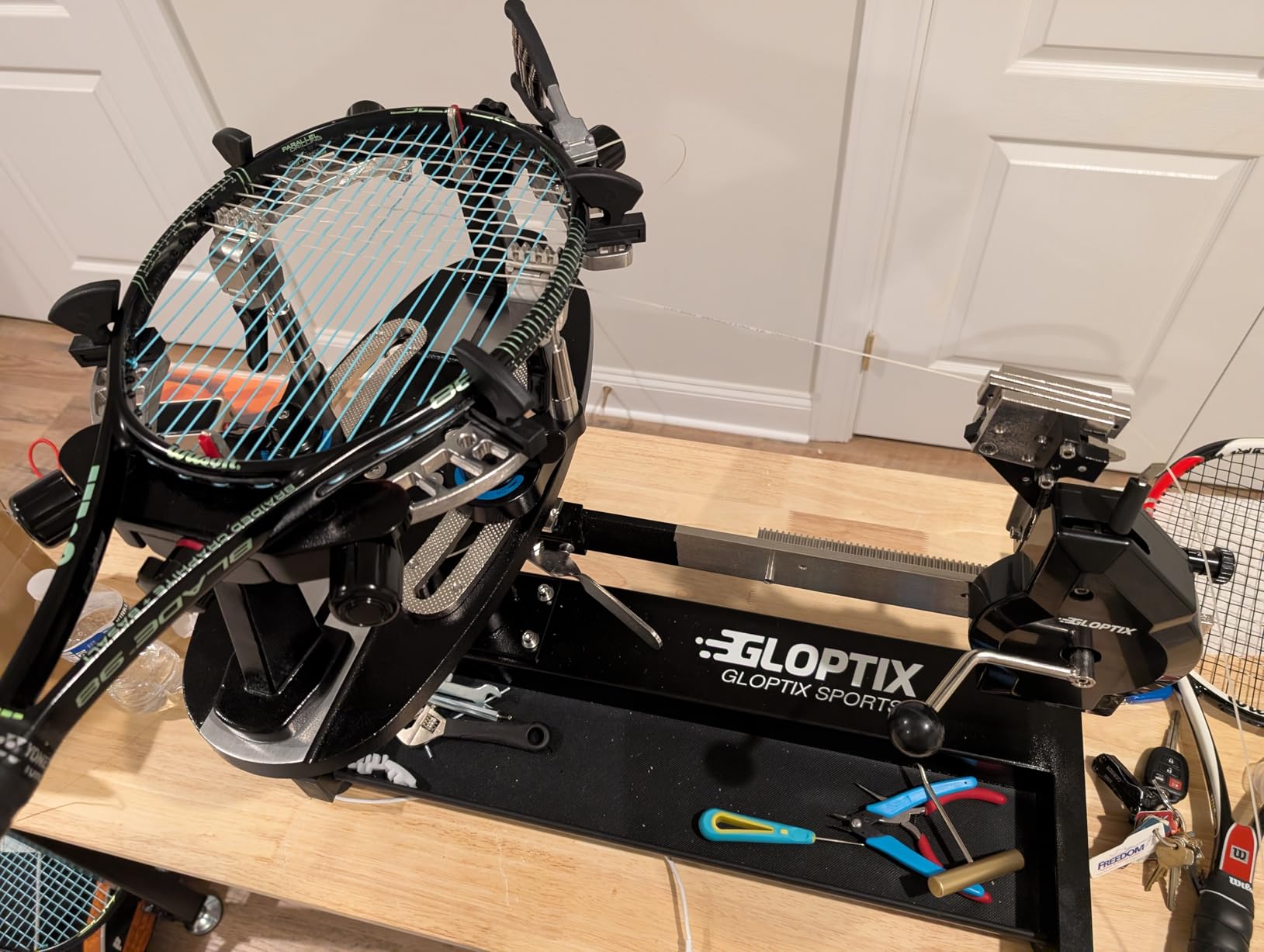 GT-160 Tennis Racket Stringing Machine Manual Desktop Progression Racket String Tools, with Tools and Accessories customer photo 1