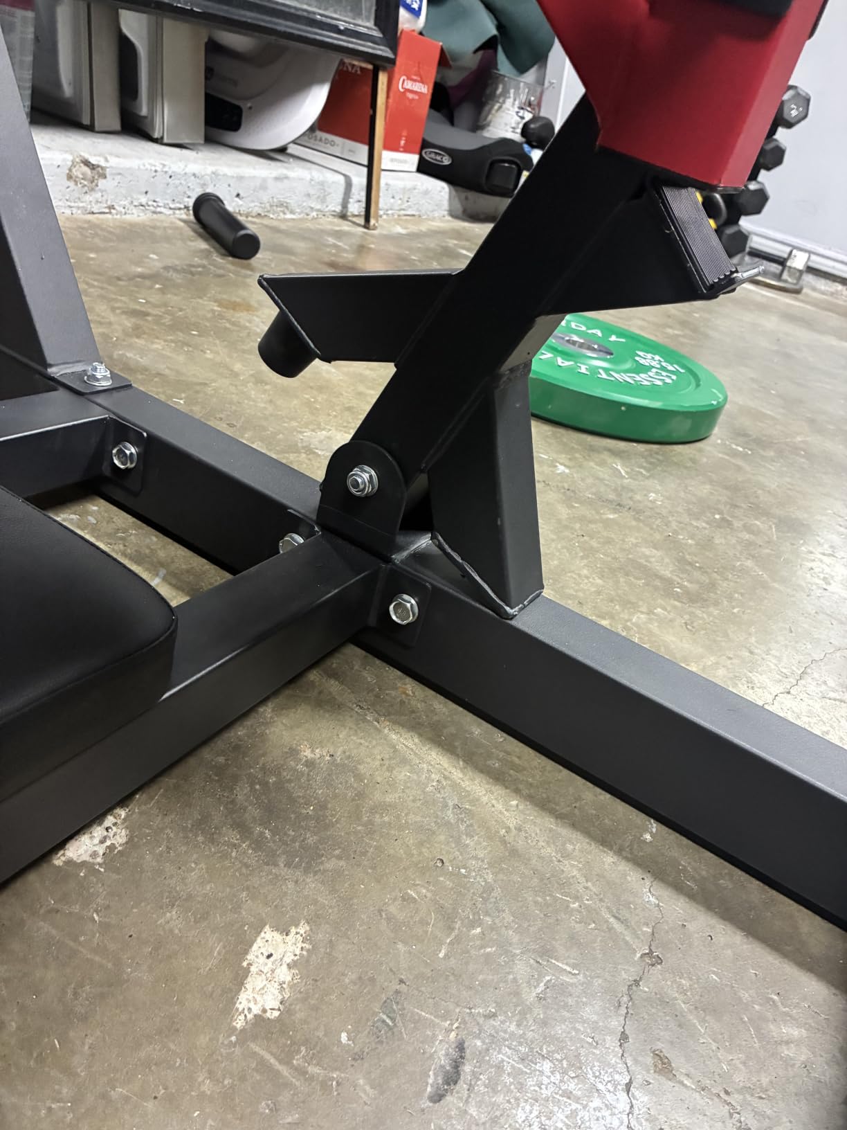 HT01 Hip Thrust Machine, 800LBS Plate-Loaded Glute Drive with Band Peg, Heavy Duty Glute Bridge Machine with Weight Holder, Butt Exercise Equipment for Glute Muscles Building customer photo 2