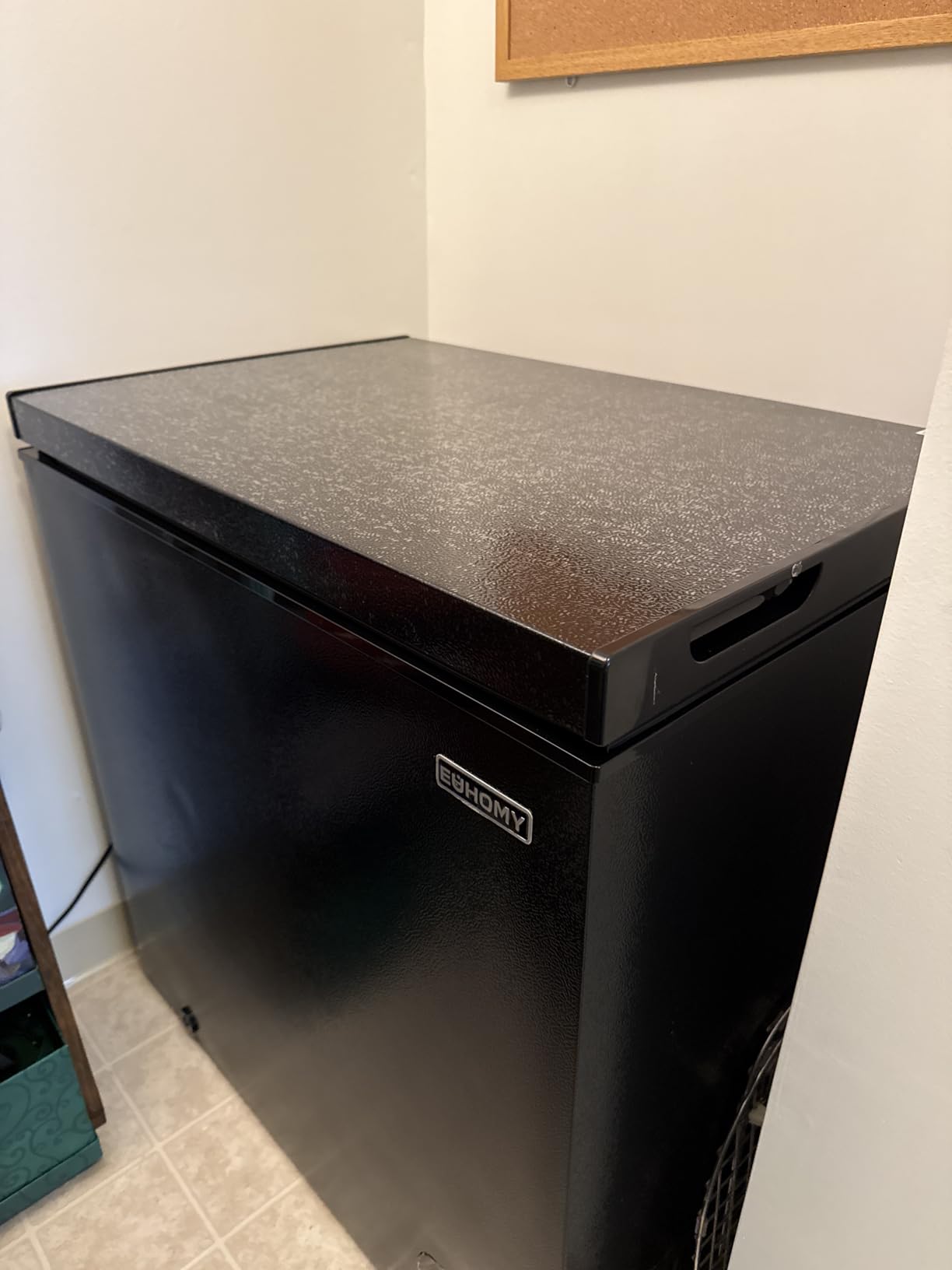 EUHOMY 3.5 Cu.Ft Chest Freezer with Wheels, Deep Freezer Top Door, Black | 7-Level Thermostat, 6°F to 10°F, Storage Basket, Energy Efficient, 38 dB, Dorm Use, Apartment Use customer photo 1
