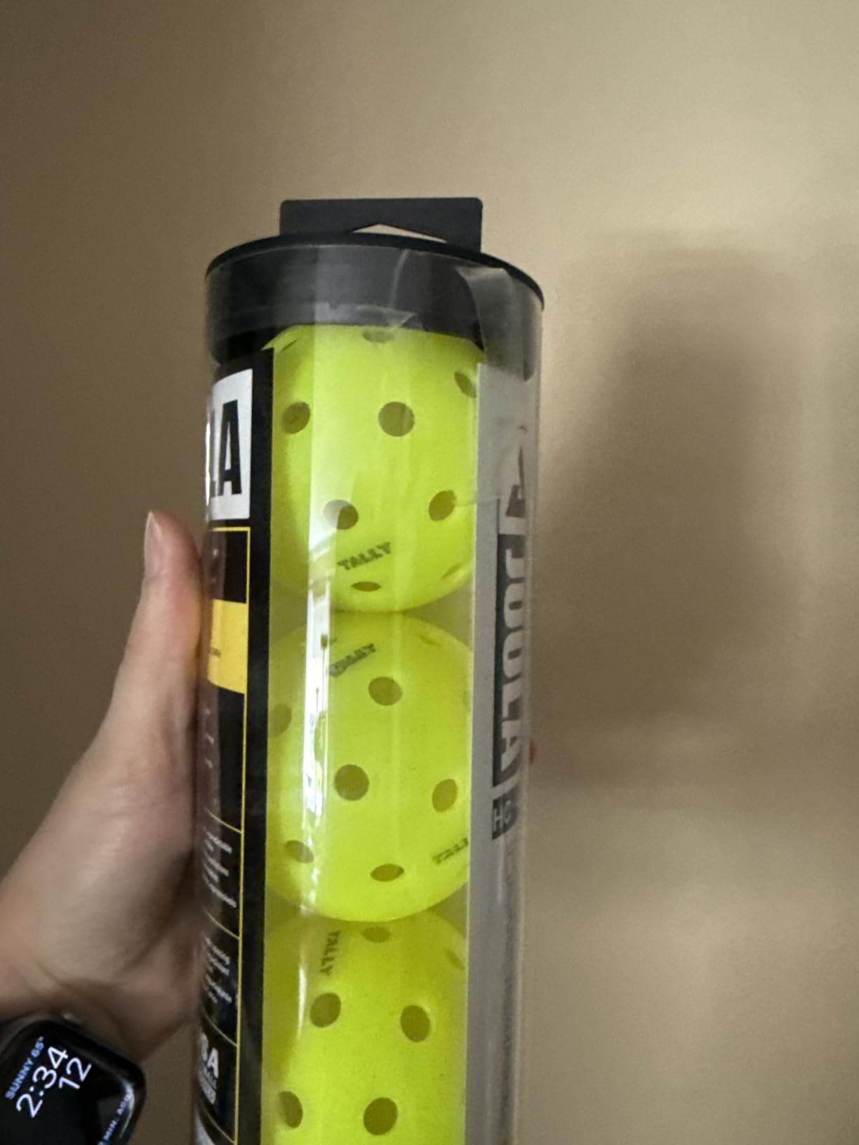 JOOLA HC-40 Hardcourt Pickleball Balls with Storage Tube - USAP Approved Balls for Tournament Play - Durable Pickleballs for Indoor Play & Outdoor Courts customer photo 1