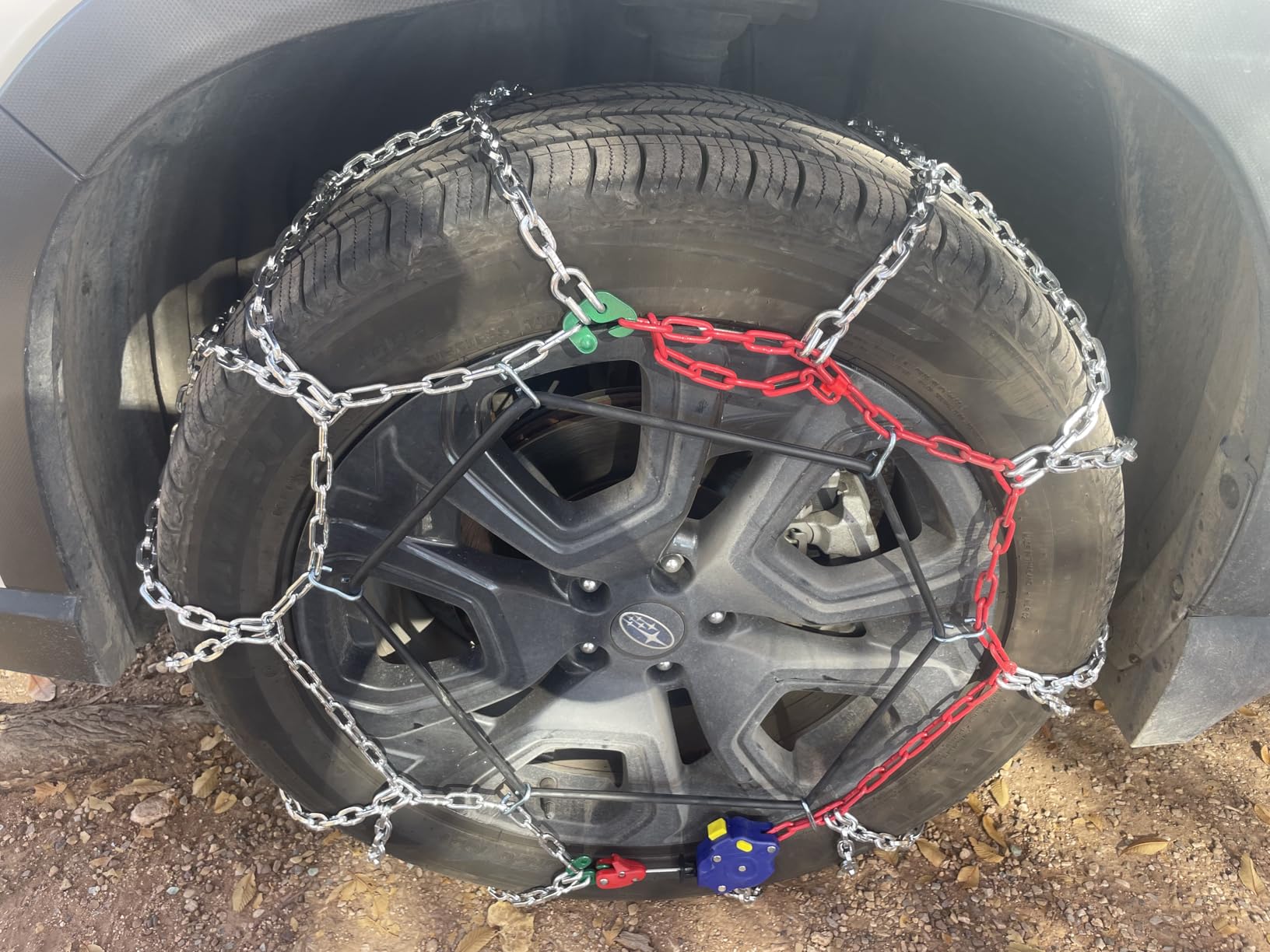 Snow Chains for Pickup Trucks, 2 Piece x 12mm, 1 Minute Quick Installation Tire Chains with Automatic Tensioner, Heavy-Duty Emergency Tire Traction Chain for Pickup Trucks and Off-Road SUVs (HYR-A) customer photo 1