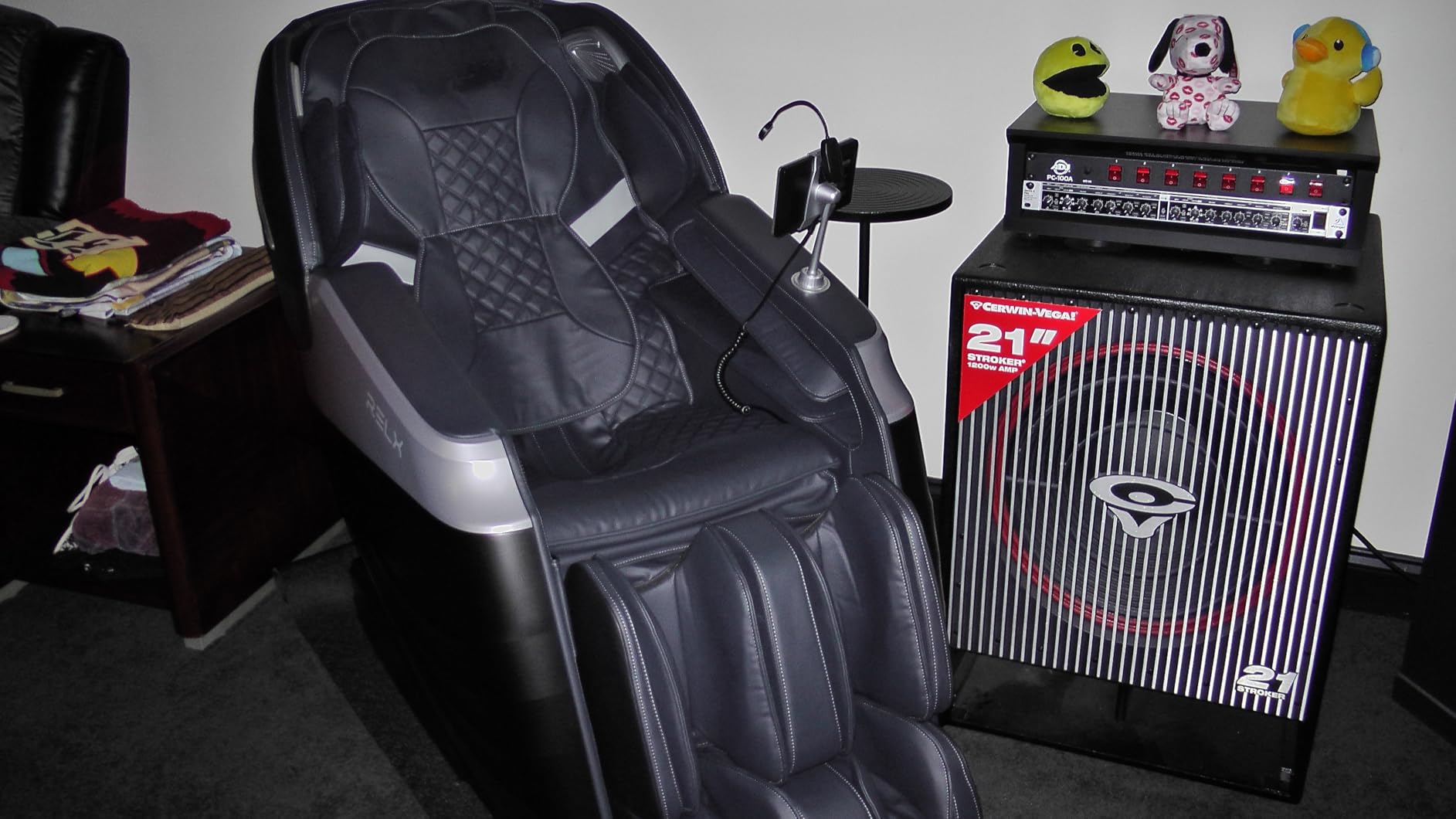RELX Massage Chair Full Body with Body Scan, Zero Gravity, SL-Track, Cream customer photo 1