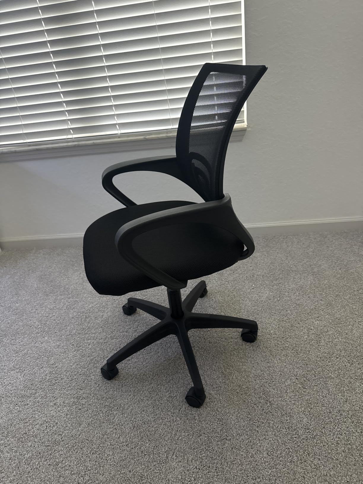 BestOffice Ergonomic Office Chair | Mid-Back Swivel Desk Chair | Dark Black | with Lumbar Support, Adjustable Height & Breathable Backrest | Sponge Seat & Rolling Wheels | for Home, Office | Pack of 1 customer photo 2