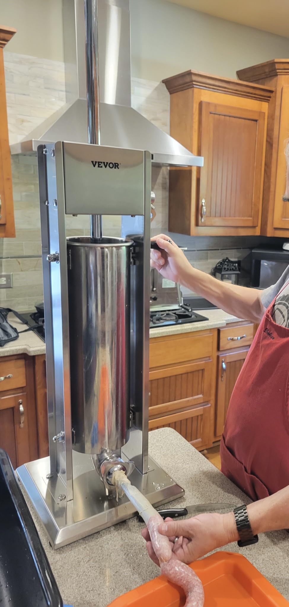 VEVOR Electric Sausage Stuffer, 22 LBS / 10 L Vertical Meat Stuffer, Stepless Speed Control and Foot Pedal, Stainless Steel Heavy Duty Sausage Filler with 4 Stuffing Tubes, for Commercial & Home Use customer photo 2