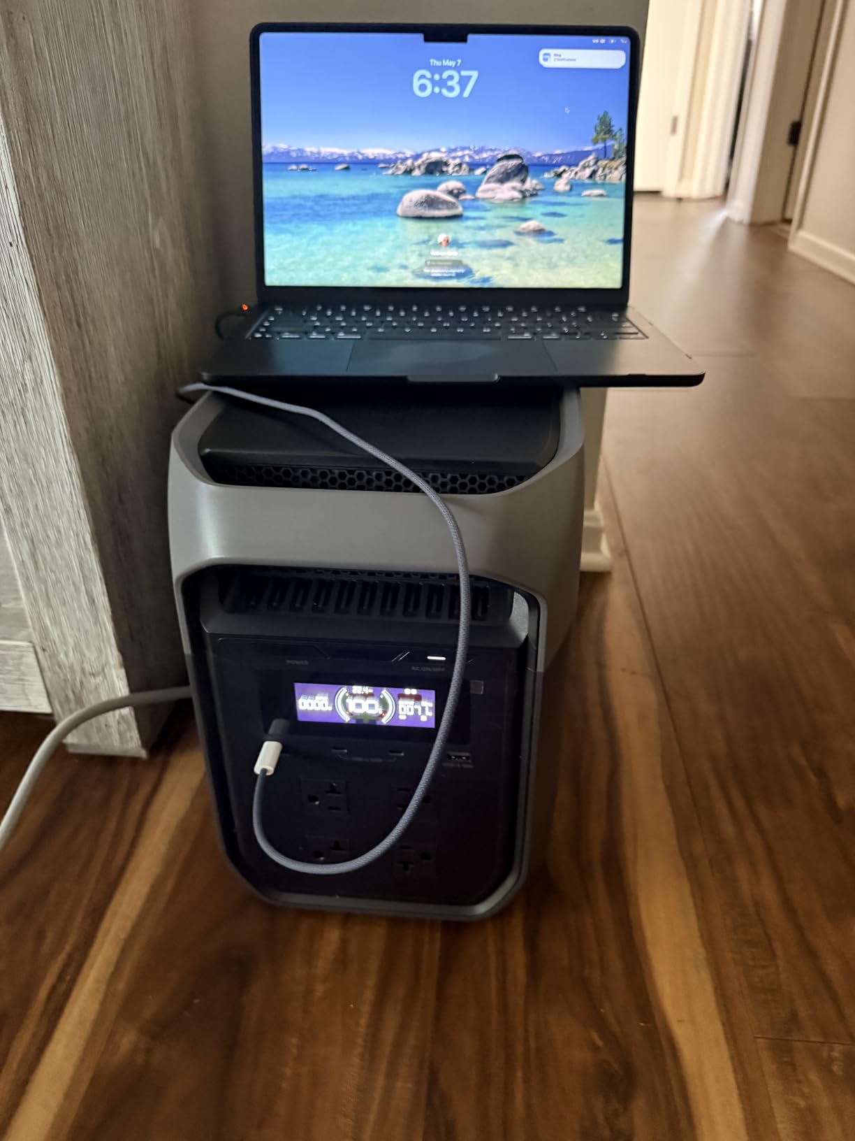 EF ECOFLOW DELTA 3 MAX Portable Power Station with 220W Solar Panel, 2048Wh, 3400W X-Boost Output, Bifacial Solar Panel, Ultra-Fast 0-80% Charging in 1.13 Hr, 2,048Wh LFP Battery, Home Backup Camping customer photo 1