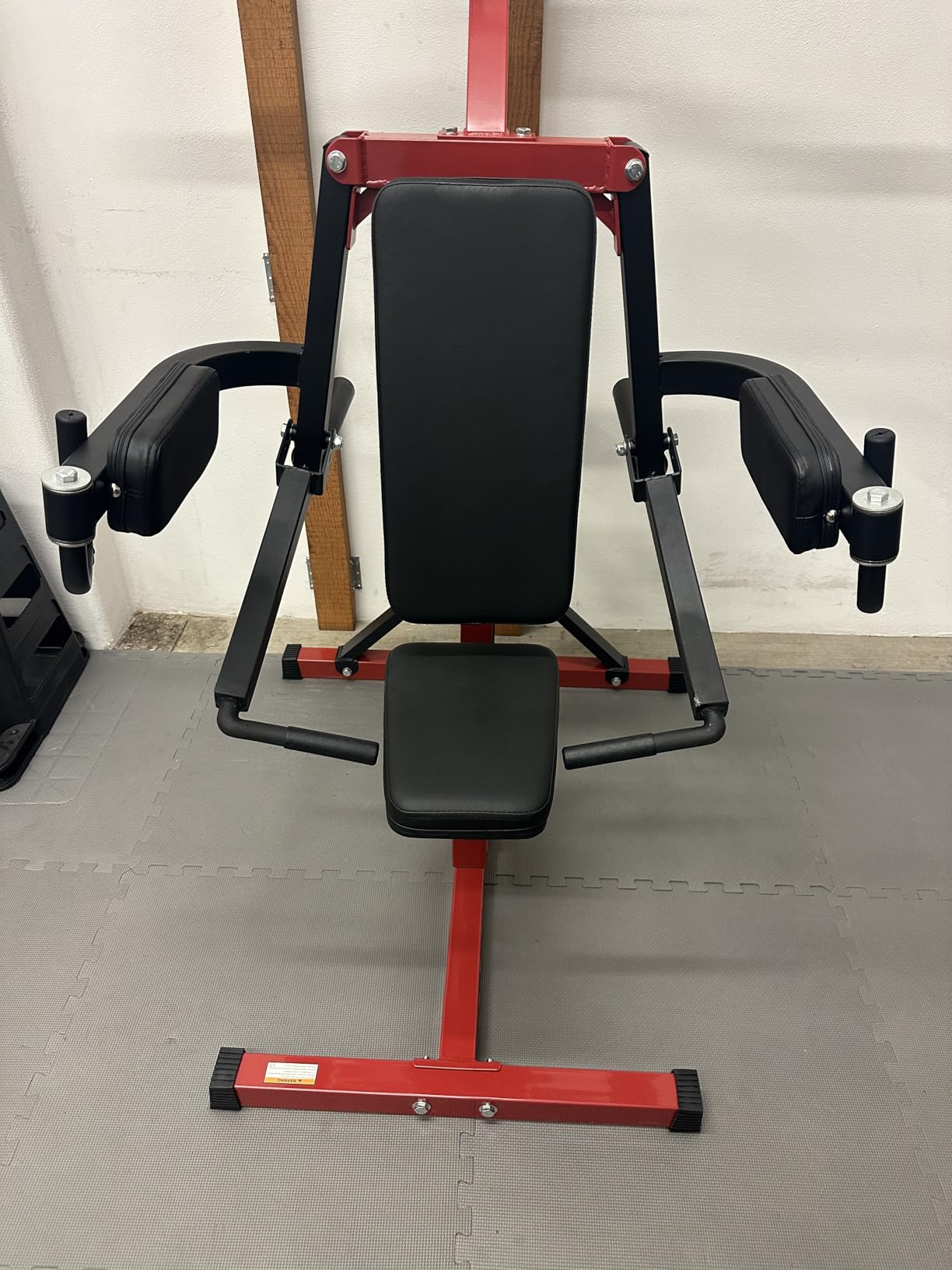 3-in-1 Deltoid and Shoulder Press Machine, Upper Body Equipment | Shoulder Press, Lateral Raise, Bent-Over Reverse, Adjustable Seat and Backrest, 990 Weight Capacity, Home Gym Equipment customer photo 1