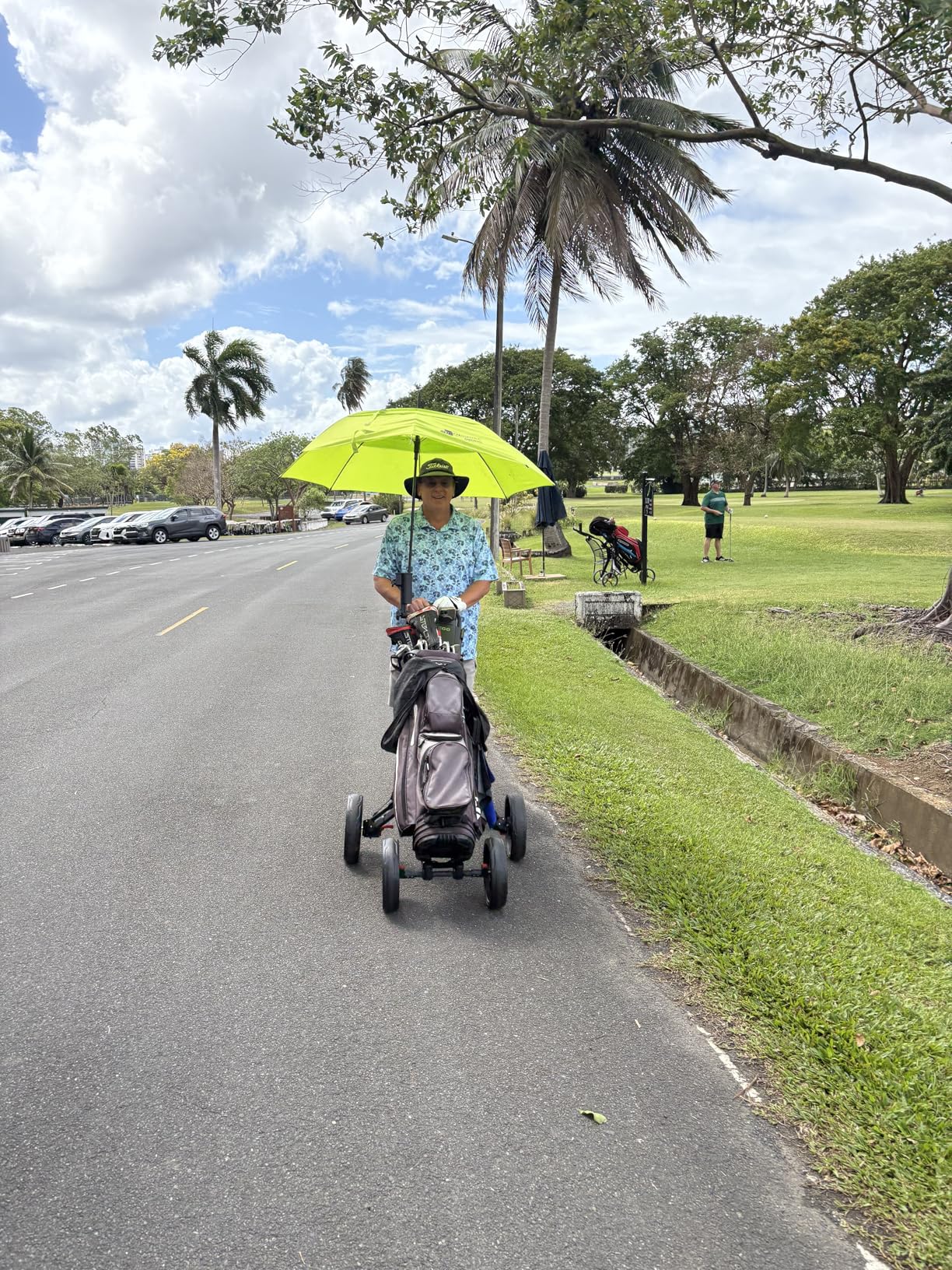 EASEGO Golf Push Cart 4 Wheel : Golf Walking Cart Golf Caddy Pull Carts with Phone Holder/Cup Holder/Umbrella Holder/Foot Brake/Cooler Basket customer photo 1