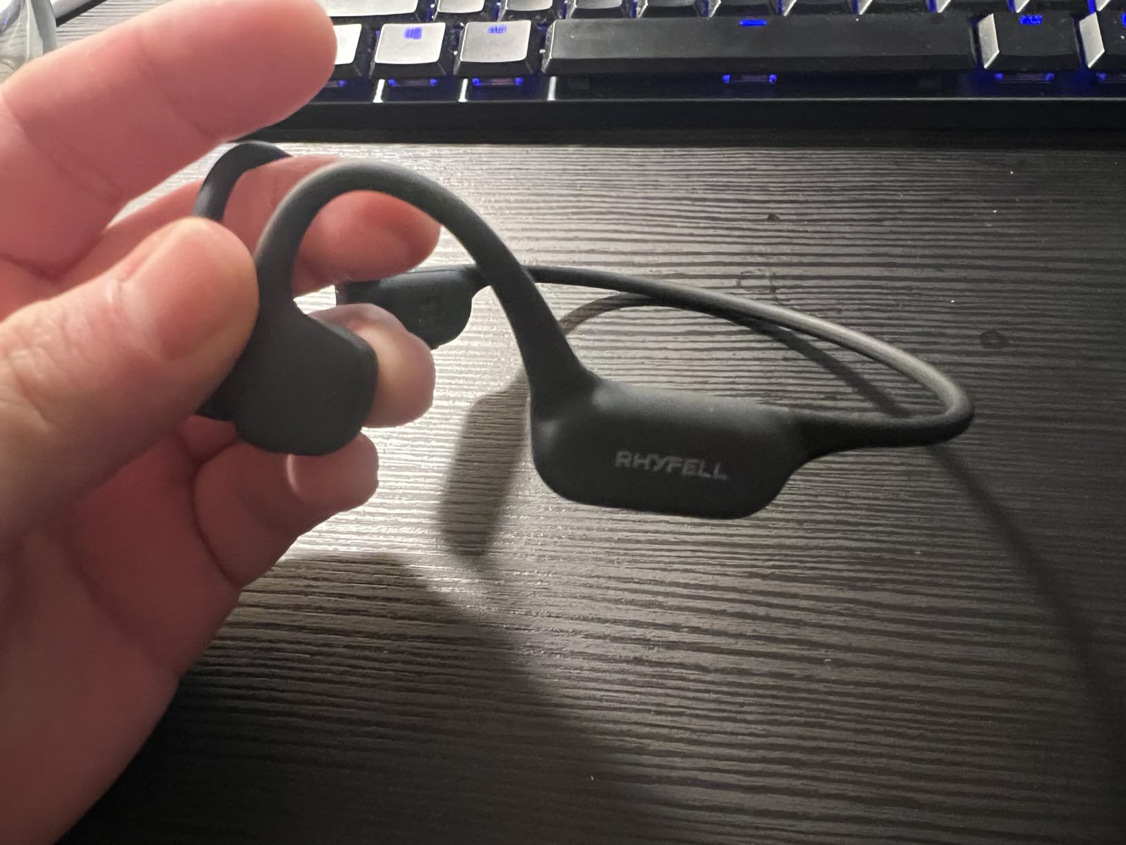 Bone Conduction Swimming Headphones with 32GB MP3 Player | IP68 Waterproof Open-Ear Wireless Sports Headphones, 10H Playtime, Bluetooth 6.0, Secure Fit for Running Swimming Surfing customer photo 2