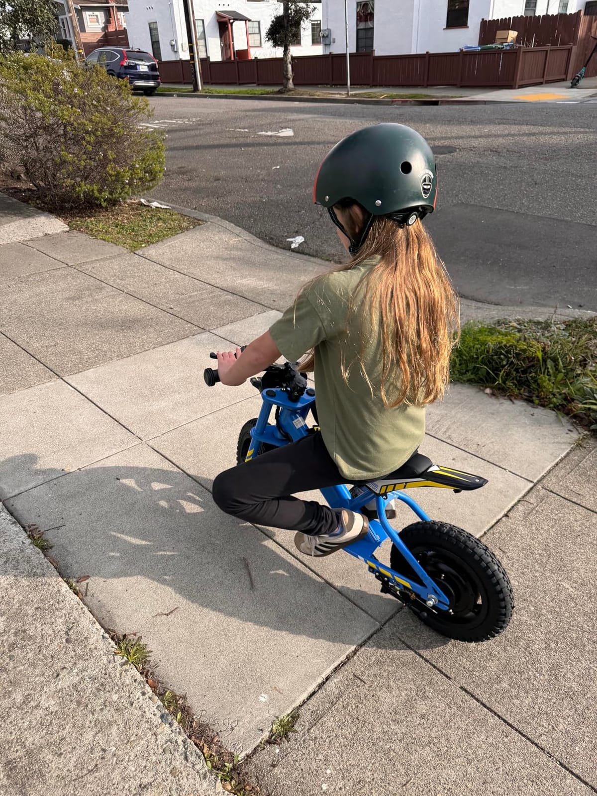 Gyroor S1 Electric Balance Bike for Kids Ages 3-6, 200W Motor, 3 Speeds | 10 MPH Max Speed, 12-inch Pneumatic Tires, 7-color LED Taillight, Drum Brake customer photo 2