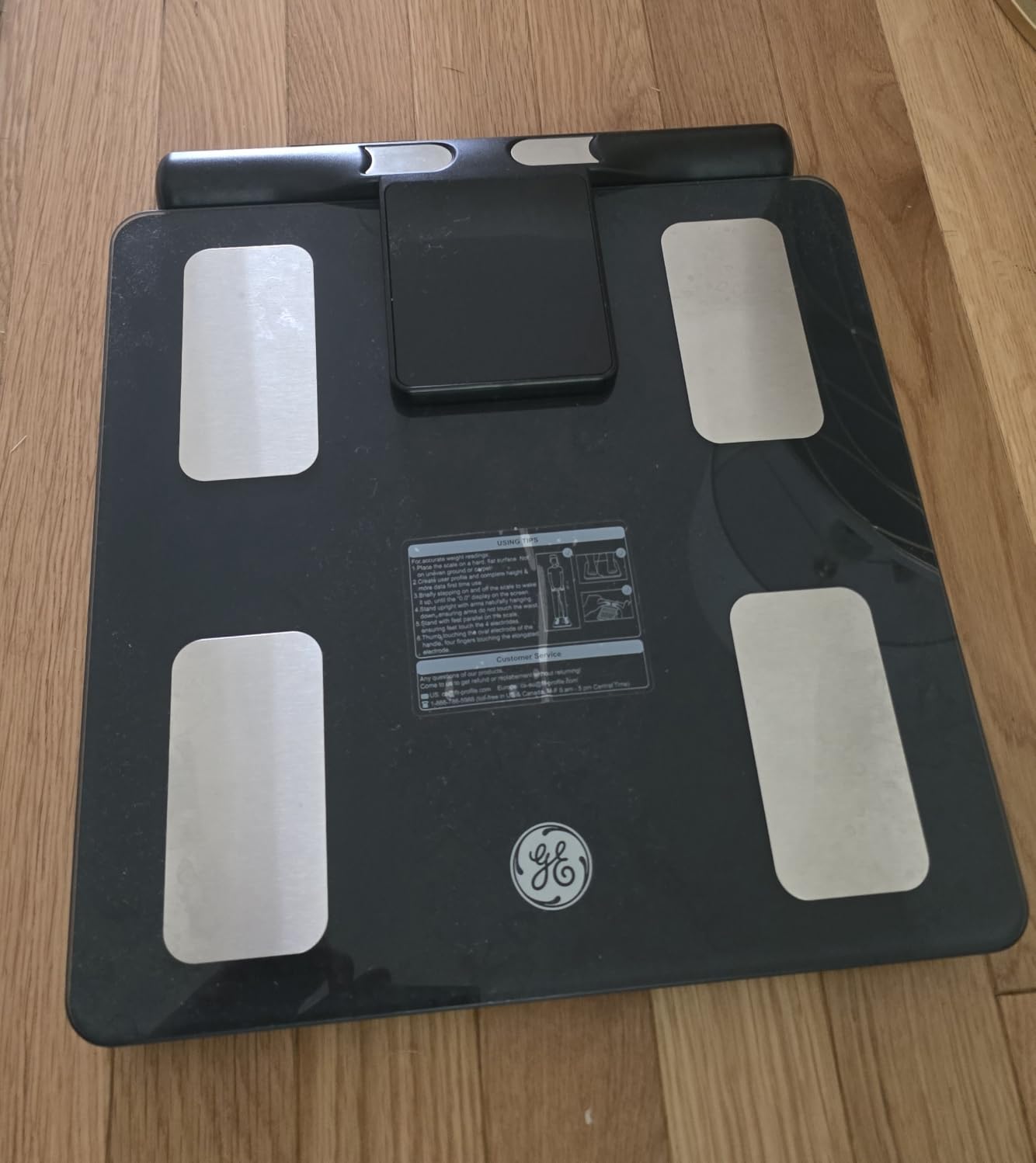 GE Smart Scale for Body Fat with BMI Muscle Mass, 5.3-inch Handle Display | 8-Electrode Weight Scale, Full Body Composition Analysis, for Bathroom and Gym, 50+ Metrics, Bluetooth App Sync, Black customer photo 2