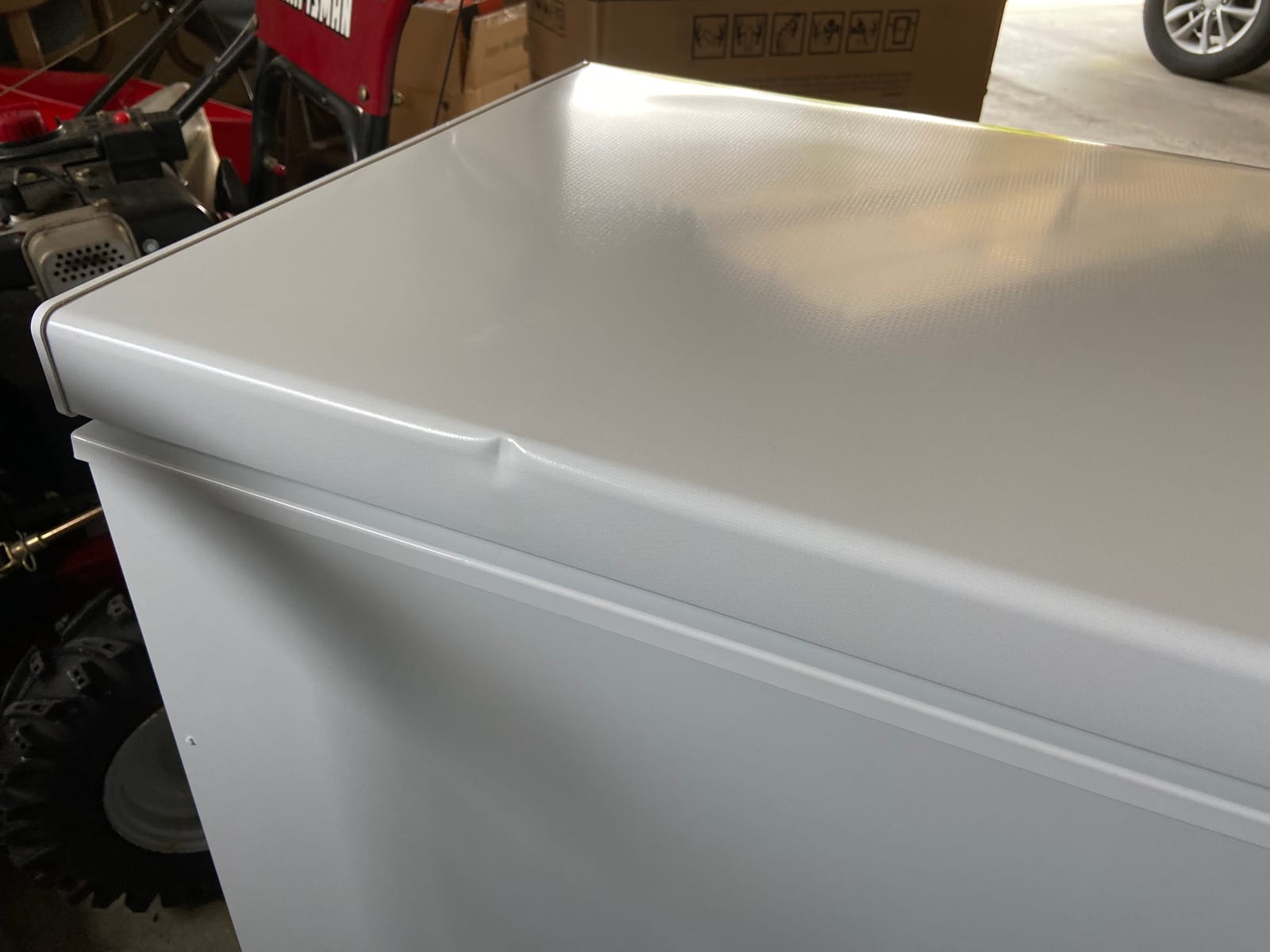 SMETA Chest Freezer 14.0 Cubic Feet, Deep Large Freezers Top Door with Removable Basket, Adjustable Thermostat 4 Wheels, Energy Saving, Large Storage for Garage, Kitchen, Office, White customer photo 2