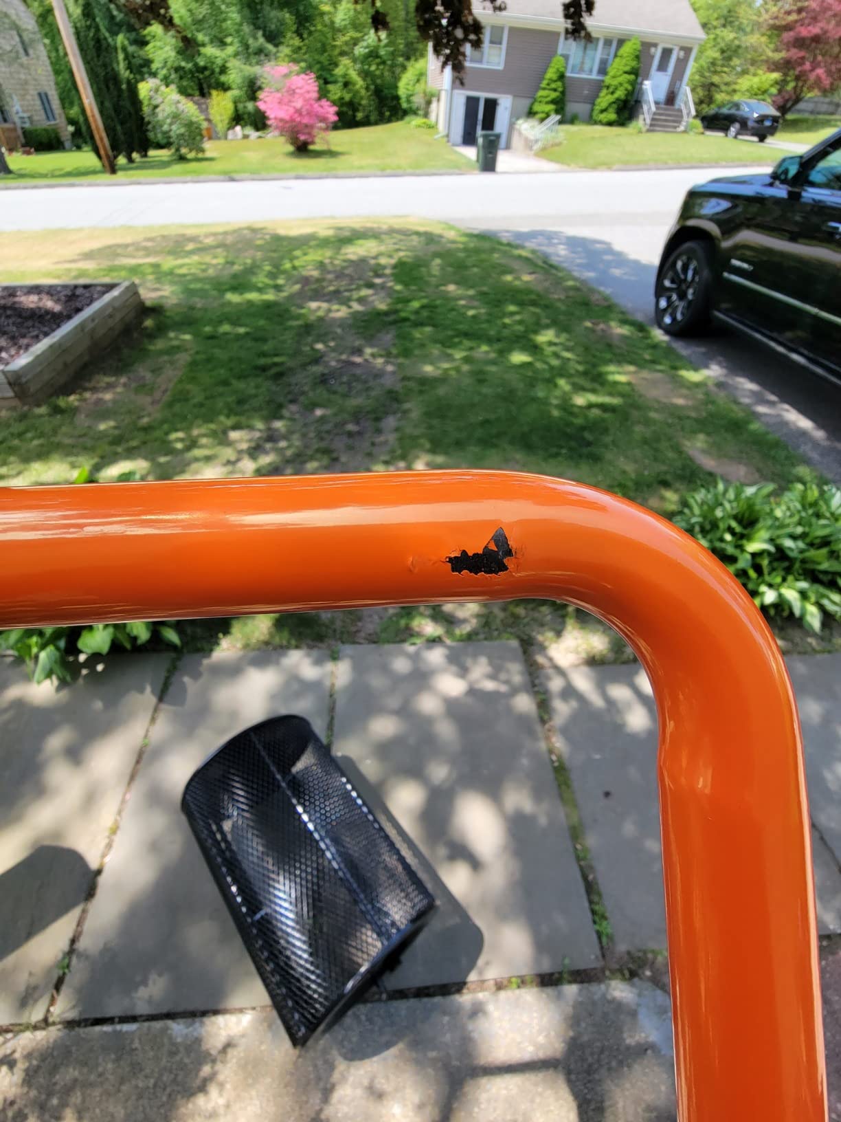 VEVOR Tow Behind Broadcast Spreader, 130LBS Capacity, Tow/Push Garden Spreader with 13 in Tires, 30 Adjustable Settings & 9.8 ft Spreading Width customer photo 2