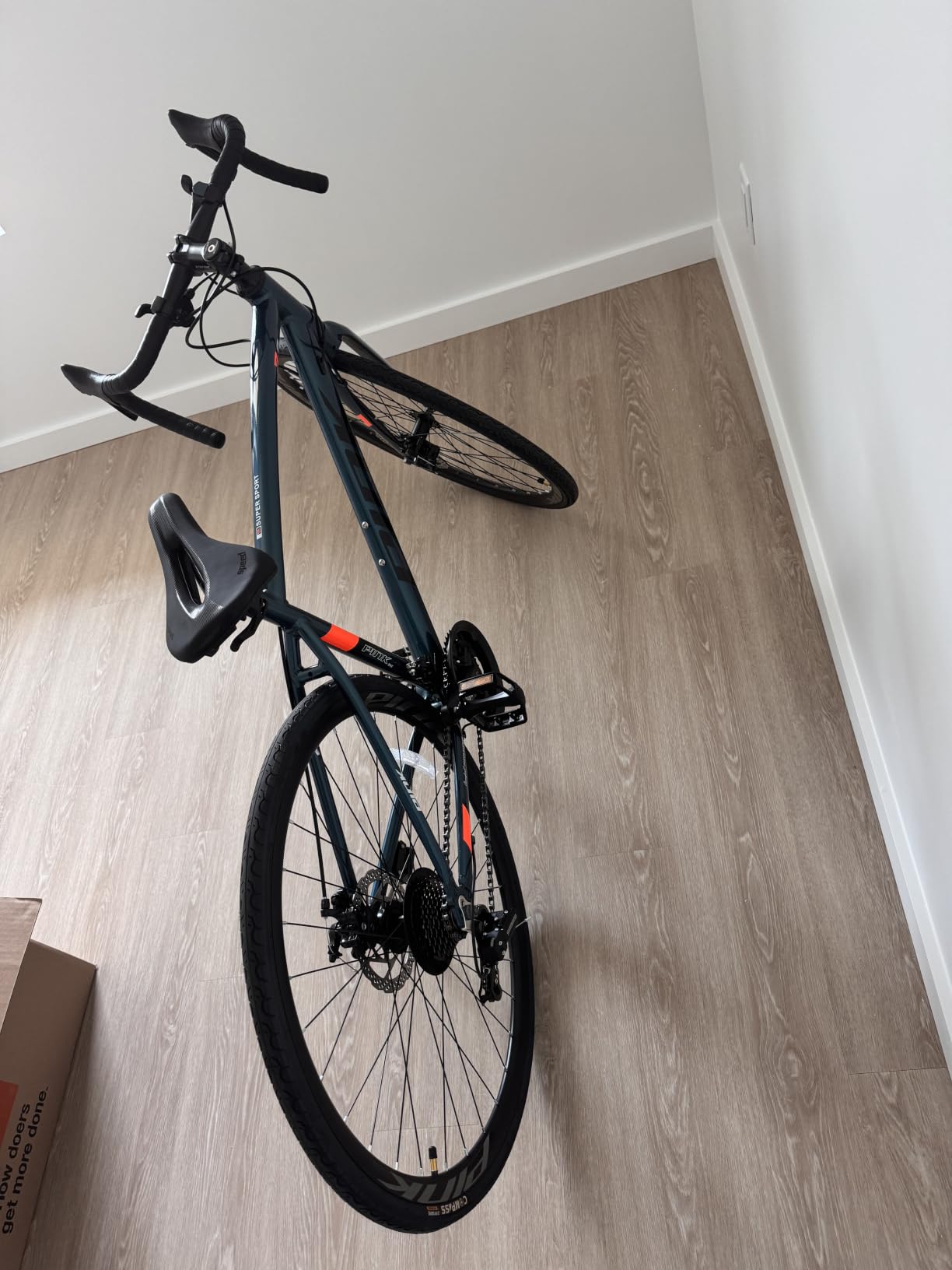 Pipleo Road Bike, 700C City Commuter Bicycle, 21 Speeds Shimano Drivetrain Sport Racing Bike, Light Weight Aluminum Frame, Urban Street Bike for Men Women Adult Bicycle customer photo 1