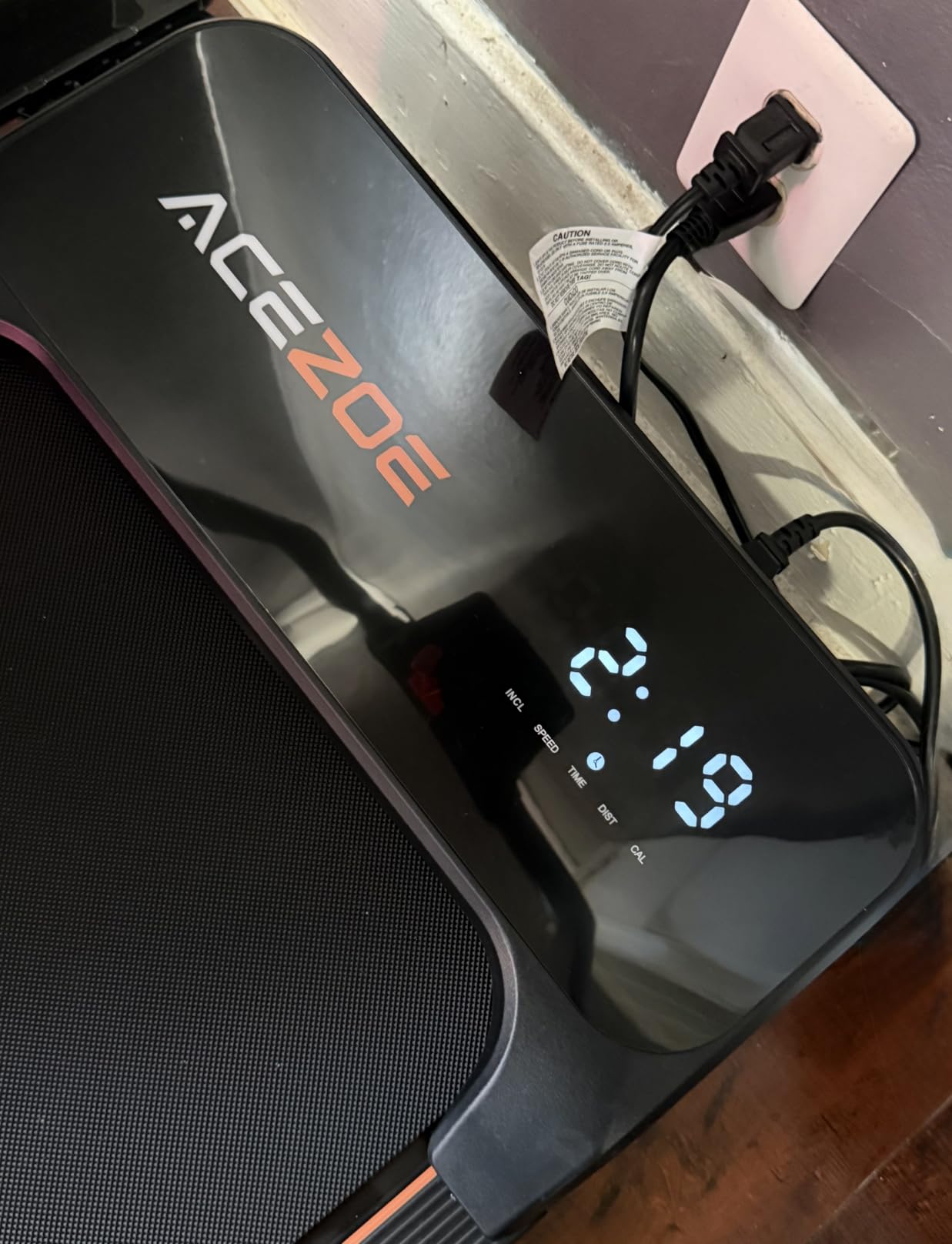 Acezoe Foldable Treadmill with 15% AUTO Incline, 9 Levels Incline Walking Pad Treadmill with Handle Bar, Portable Treadmills for Home Small, 3.0HP Quiet Brushless, 0.6-7.5 MPH, 300LBS Capacity customer photo 2