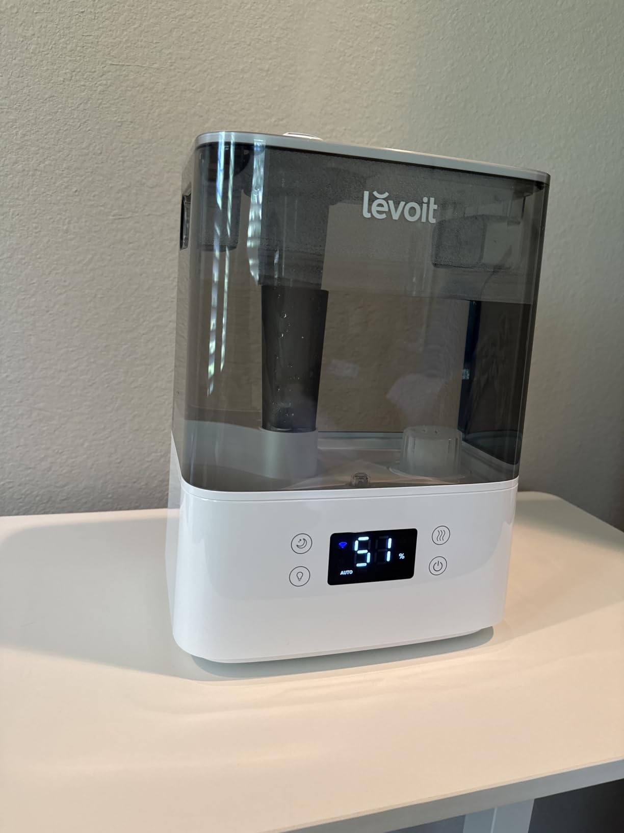Levoit Humidifiers for Bedroom Large Room, 6.2L Tank, Smart App, Quiet 26dB | Top Fill Cool Mist Humidifier for Baby & Plants, Easy to Clean, 62H Runtime, Essential Oil, Precise Humidity Control customer photo 2