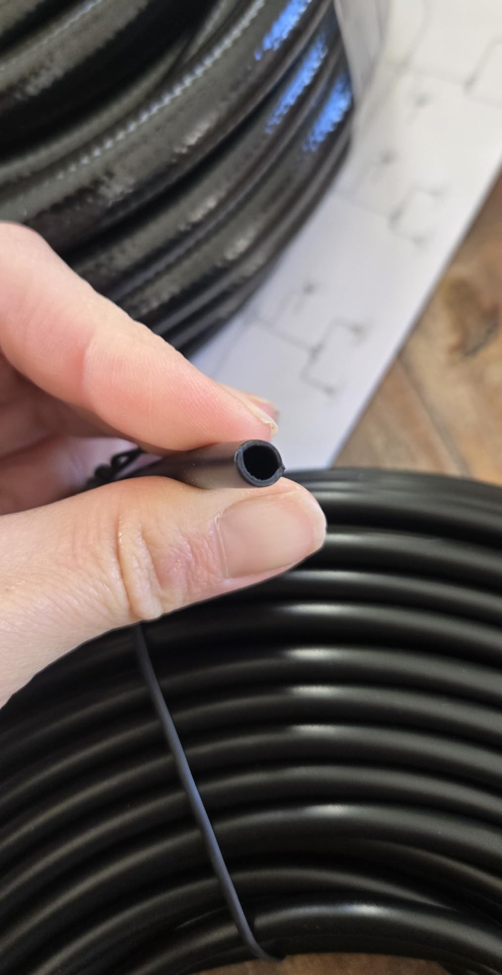240FT Drip Irrigation System Kits, Quick Connect Automatic Garden Watering System for Raised Bed, Potted Plants, Lawn, Greenhouse with 1/2 inch Hose 1/4 inch Tubing and Accessories customer photo 2