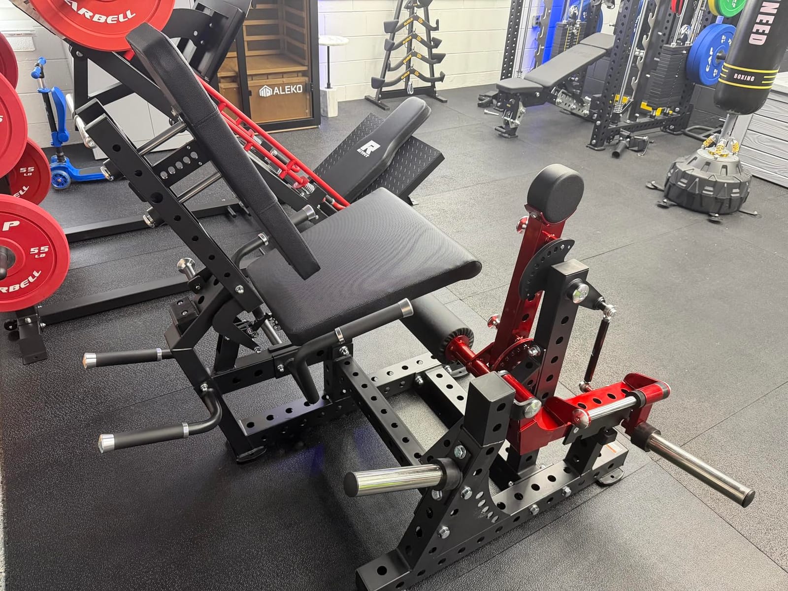 GMWD Leg Extension and Curl Machine LE08 2.0, Adjustable Leg Curl Machine with Plate Loaded, Seated Leg Extension and Lying Curl Machine for Home Gym, Leg Workout Equipment customer photo 2