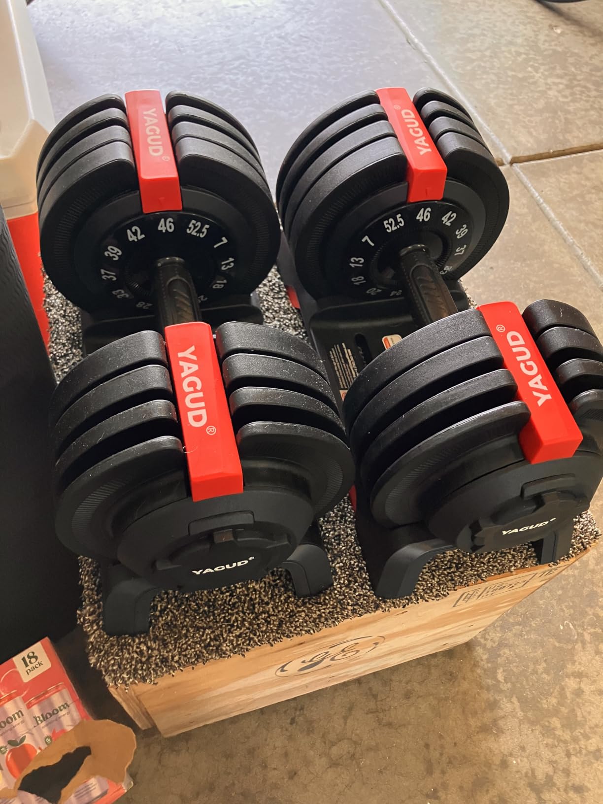 Yagud Adjustable Dumbbell Set, 52.5/90 lbs Weights Dumbbells, 1 Hand Rotation, Safety Lock System, Anti-Slip Textured Handle, Space-Saving Dumbbell Set for Full-Body Home Gym customer photo 2