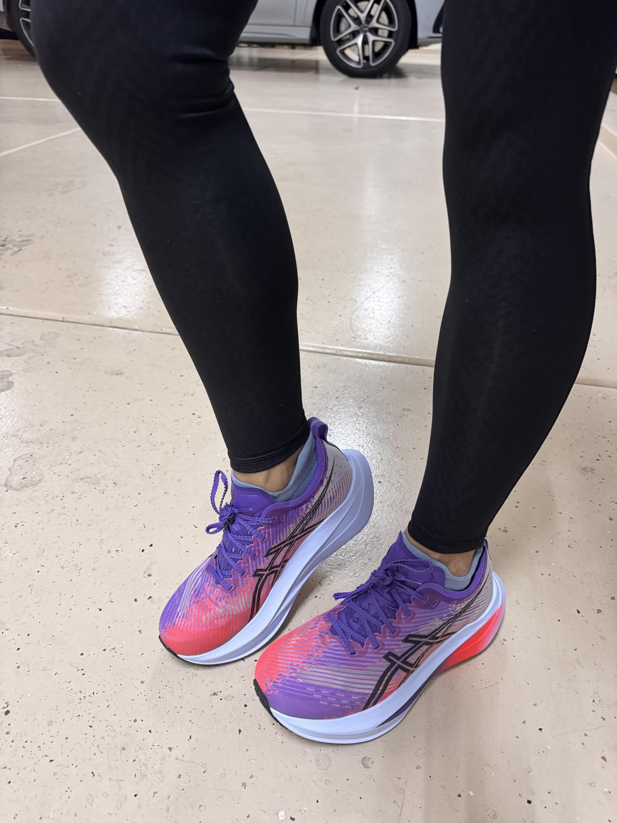 ASICS Unisex MEGABLAST Running Shoes customer photo 1