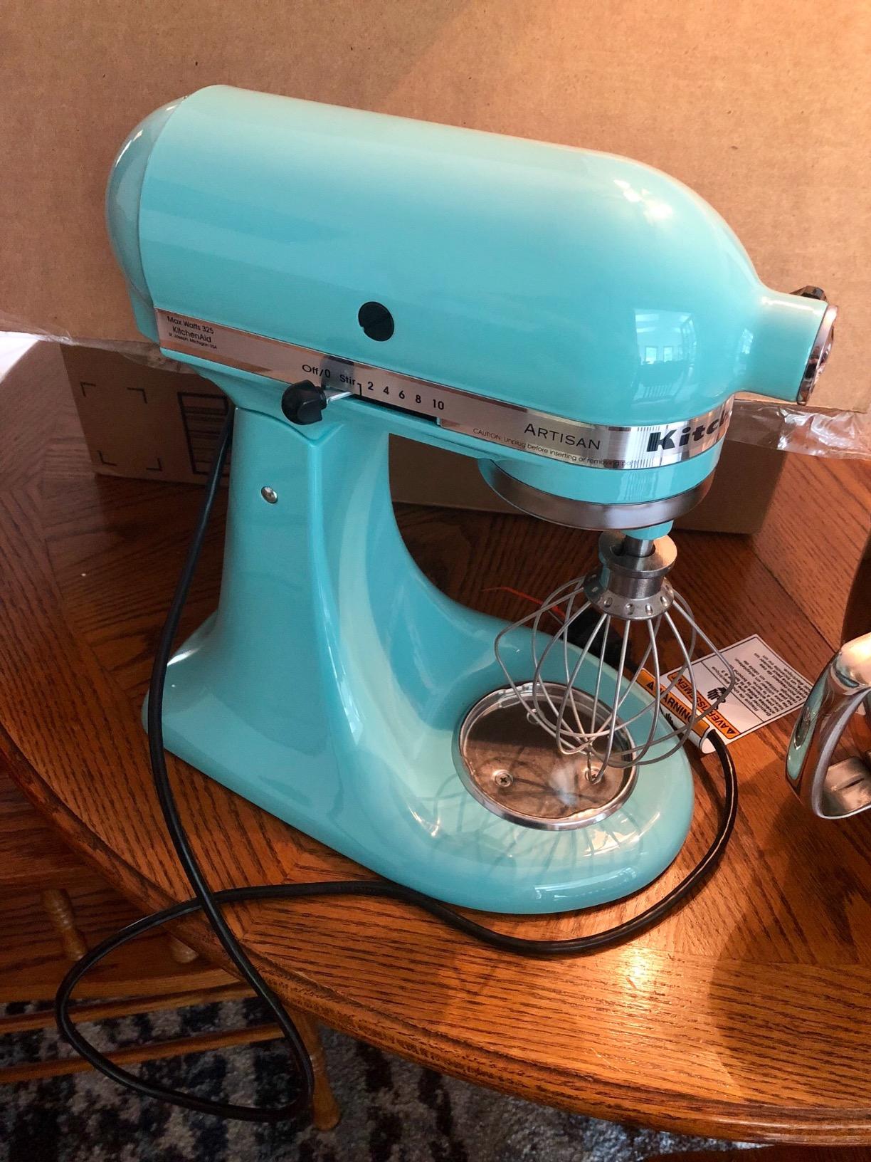 KitchenAid Artisan, 5-Qt Tilt Head Stand Mixer, KSM150PS, Empire Red customer photo 2
