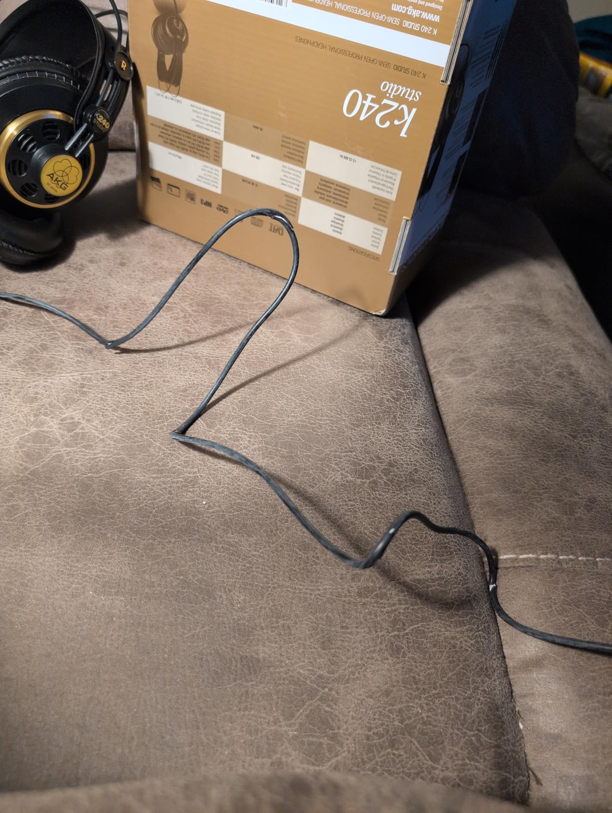 AKG K240STUDIO Semi-Open Studio Headphones customer photo 2
