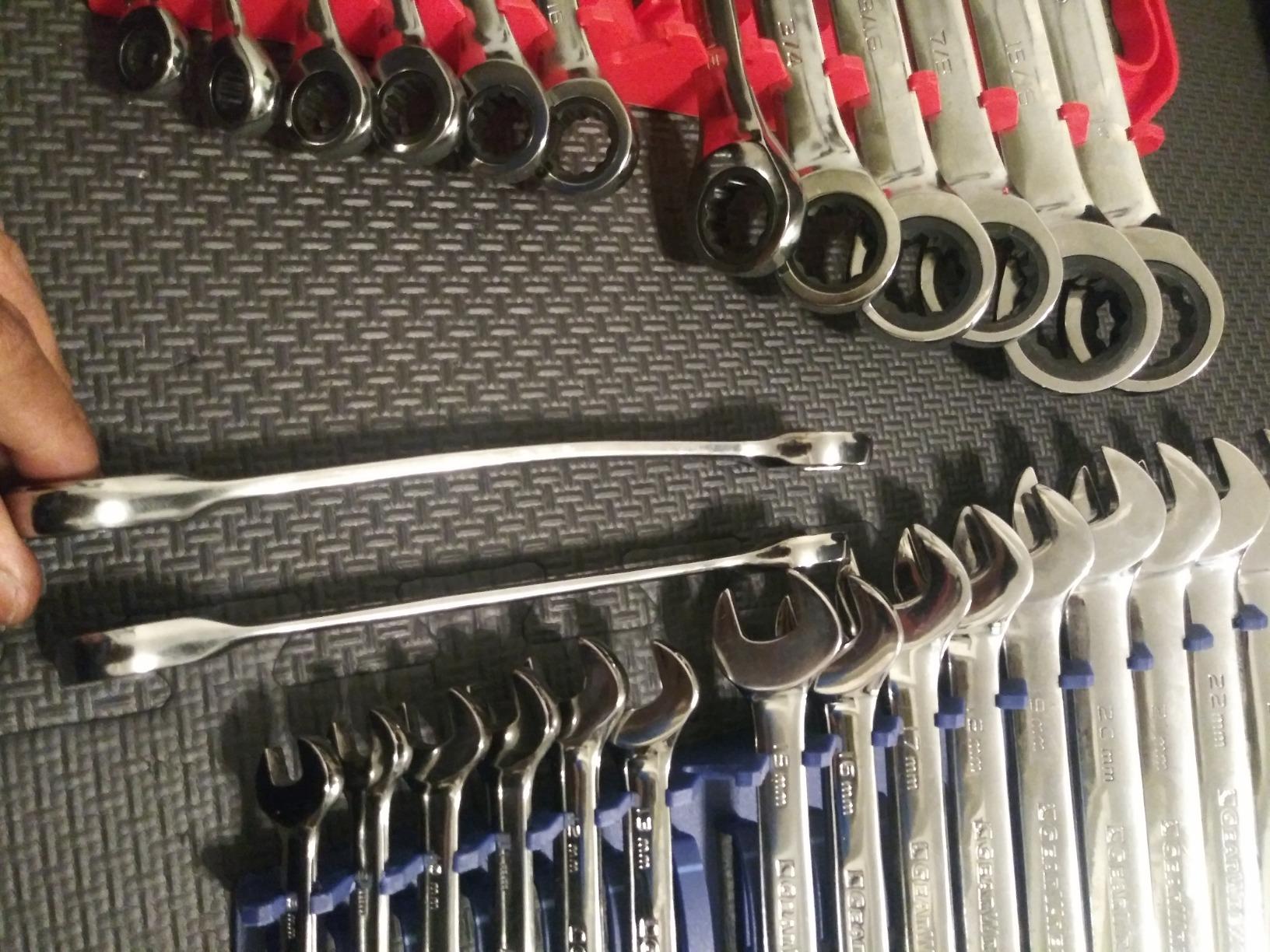 GEARWRENCH 13 Piece 12 Point Ratcheting Combination Wrench Set SAE | 9312 customer photo 2