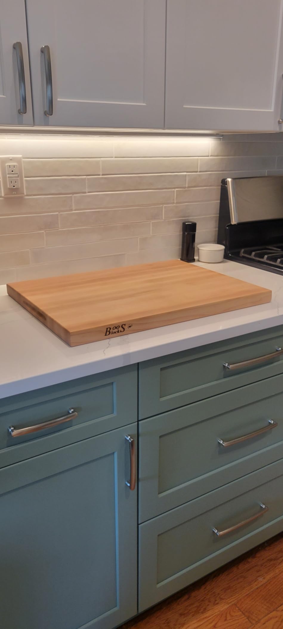 John Boos R-Board Series Rectangular Wooden Maple Cutting Board 18”x12” customer photo 2