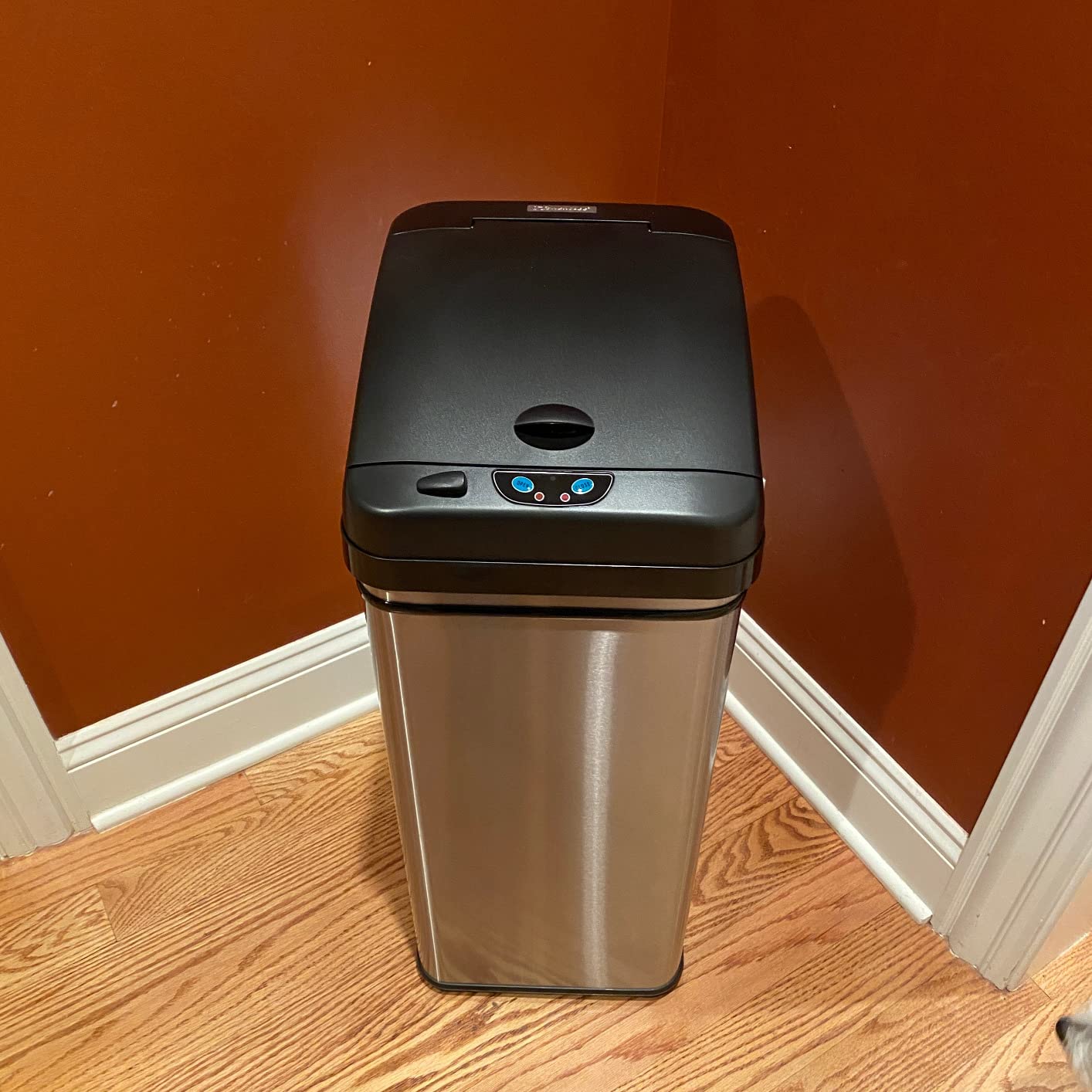 iTouchless 13 Gallon Sensor Trash Can with Lid | Pet Lock and Odor Filter customer photo 2
