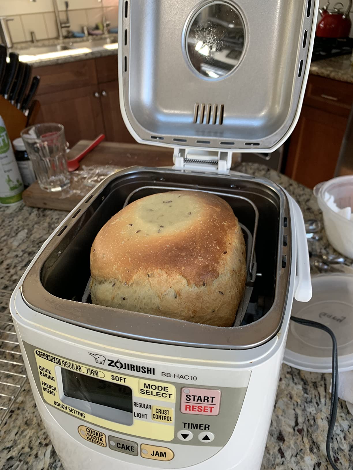 Zojirushi Bb HAC10 Home Bakery Mini Breadmaker, 1 Lb (White) customer photo 1