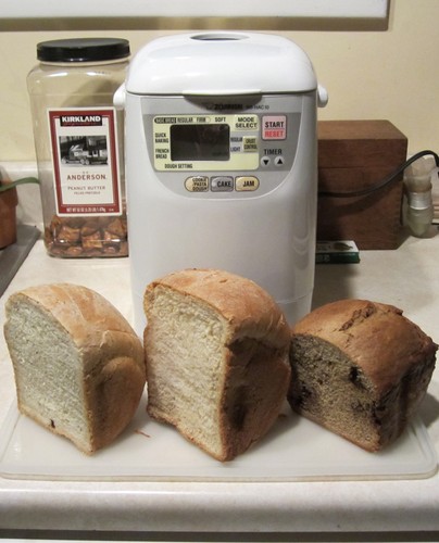 Zojirushi Bb HAC10 Home Bakery Mini Breadmaker, 1 Lb (White) customer photo 2