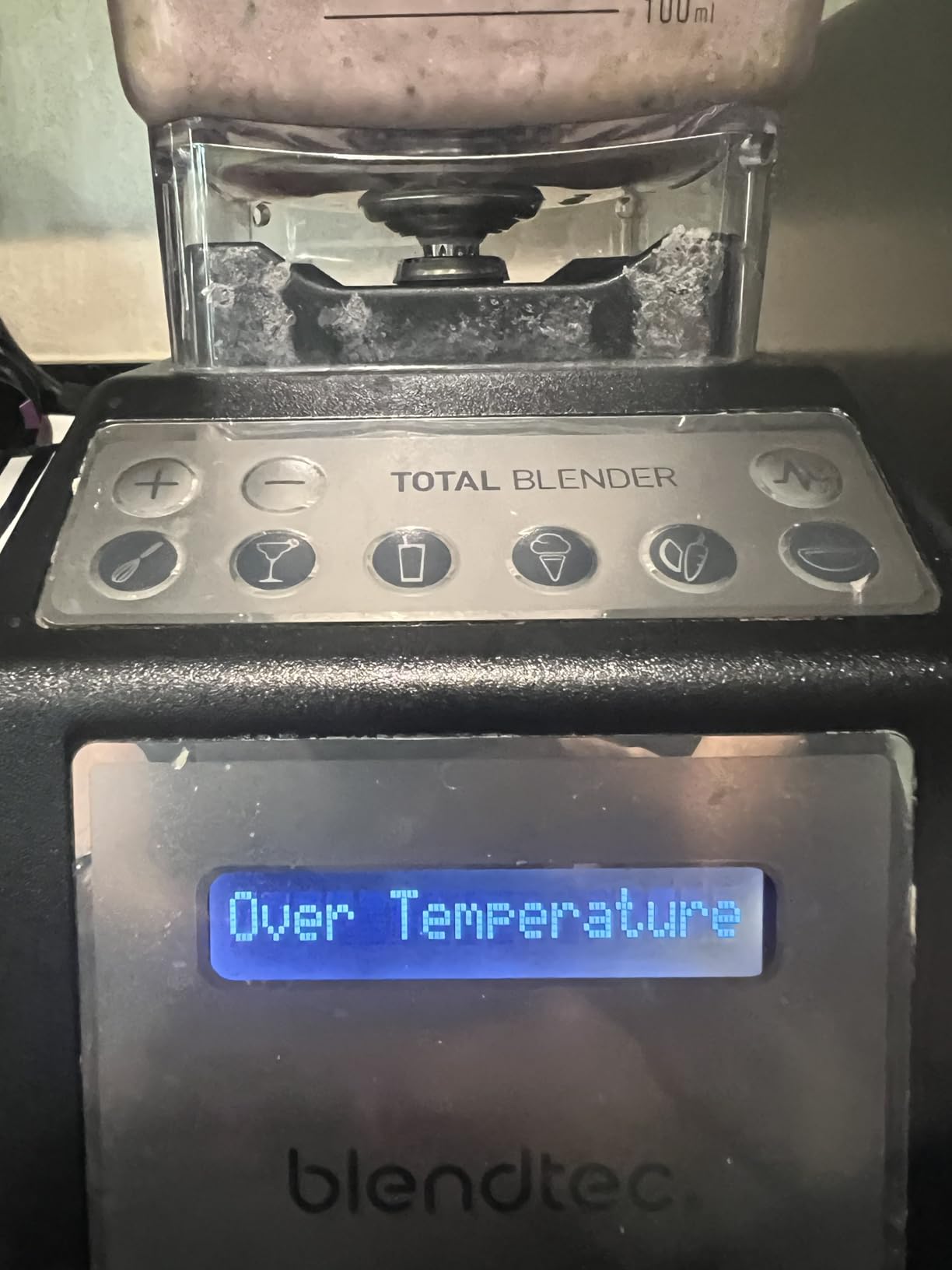 Blendtec Total Blender Classic (Black) & 75oz* FourSide Jar customer photo 2