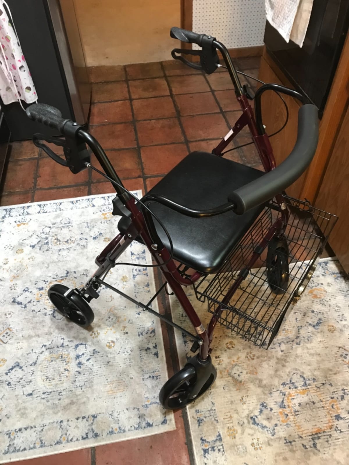 Medline Large Extra Wide Aluminum Bariatric Rollator Walker with Seat, Burgundy, 400 lb. Weight Capacity, Foldable, Under Seat Storage, 8