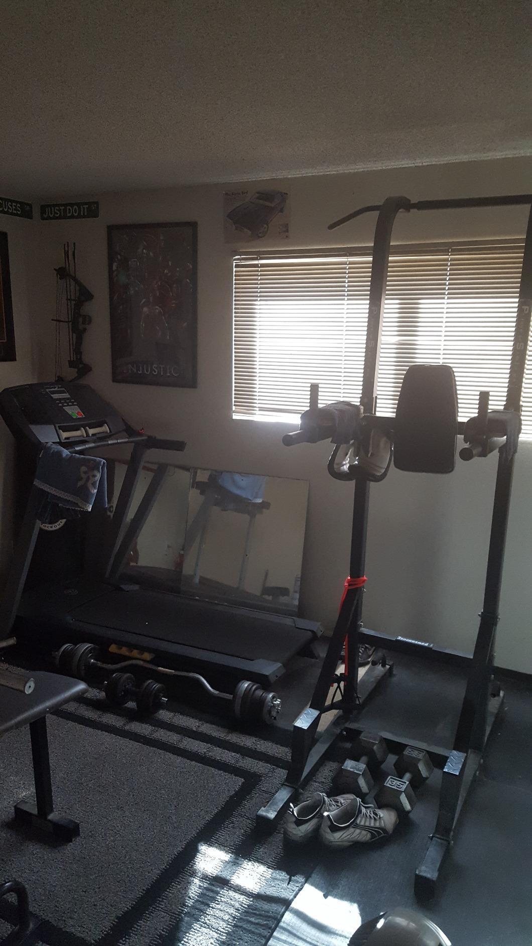 Powerline by Body-Solid Vertical Leg Press customer photo 2