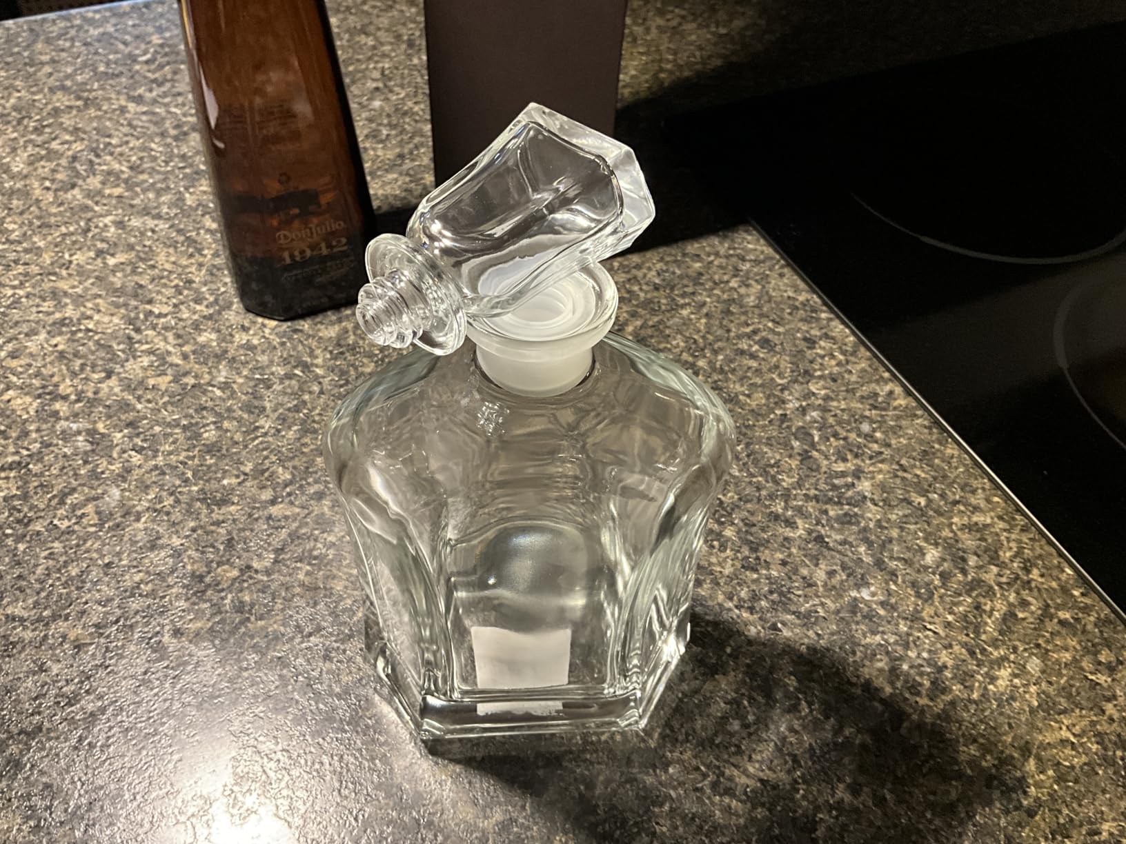 Bormioli Rocco Selecta Collection Whiskey Decanter – Sophisticated 33.75oz Diamond Decanter With Starburst Detailing – For Whiskey, Bourbon, Scotch & Liquor customer photo 2