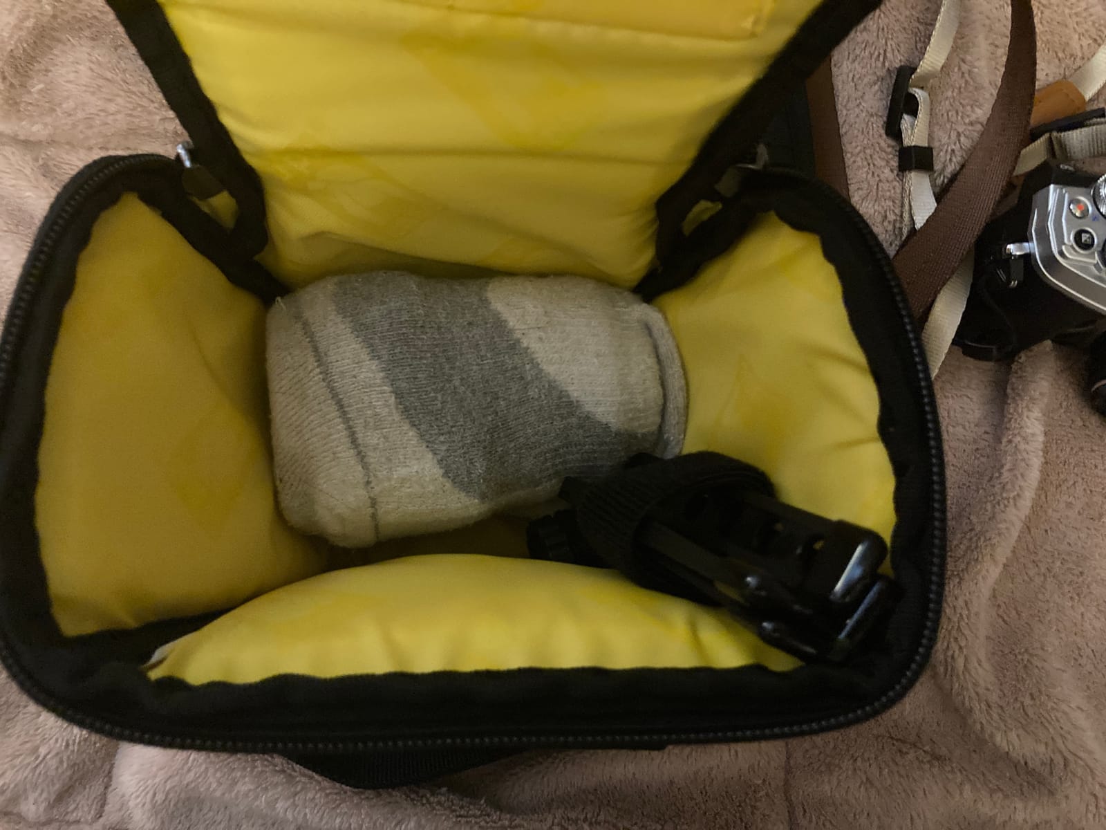 Ape Case Small SLR Holster Camera Bag customer photo 1