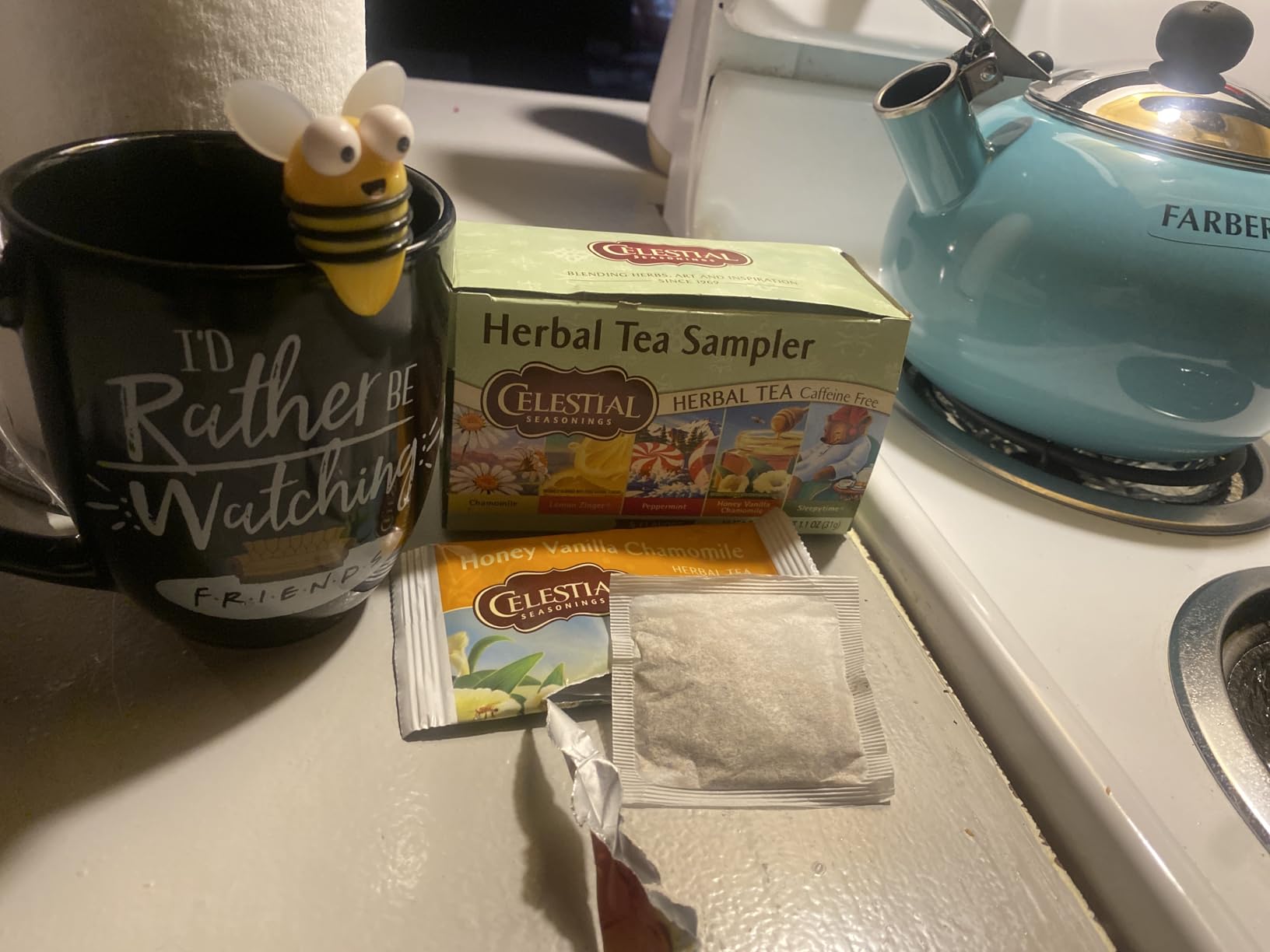 Celestial Seasonings Herbal Tea Sampler Variety Pack, Caffeine Free, 18 Tea Bags Box customer photo 2
